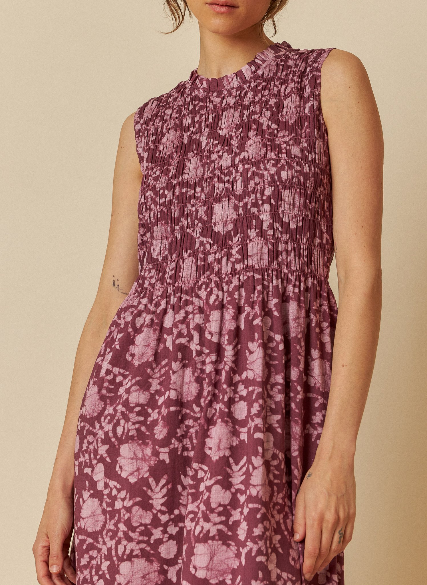 Maxikleid aus Bio-Baumwolle mit Rundhalsausschnitt INDI & COLD Violett