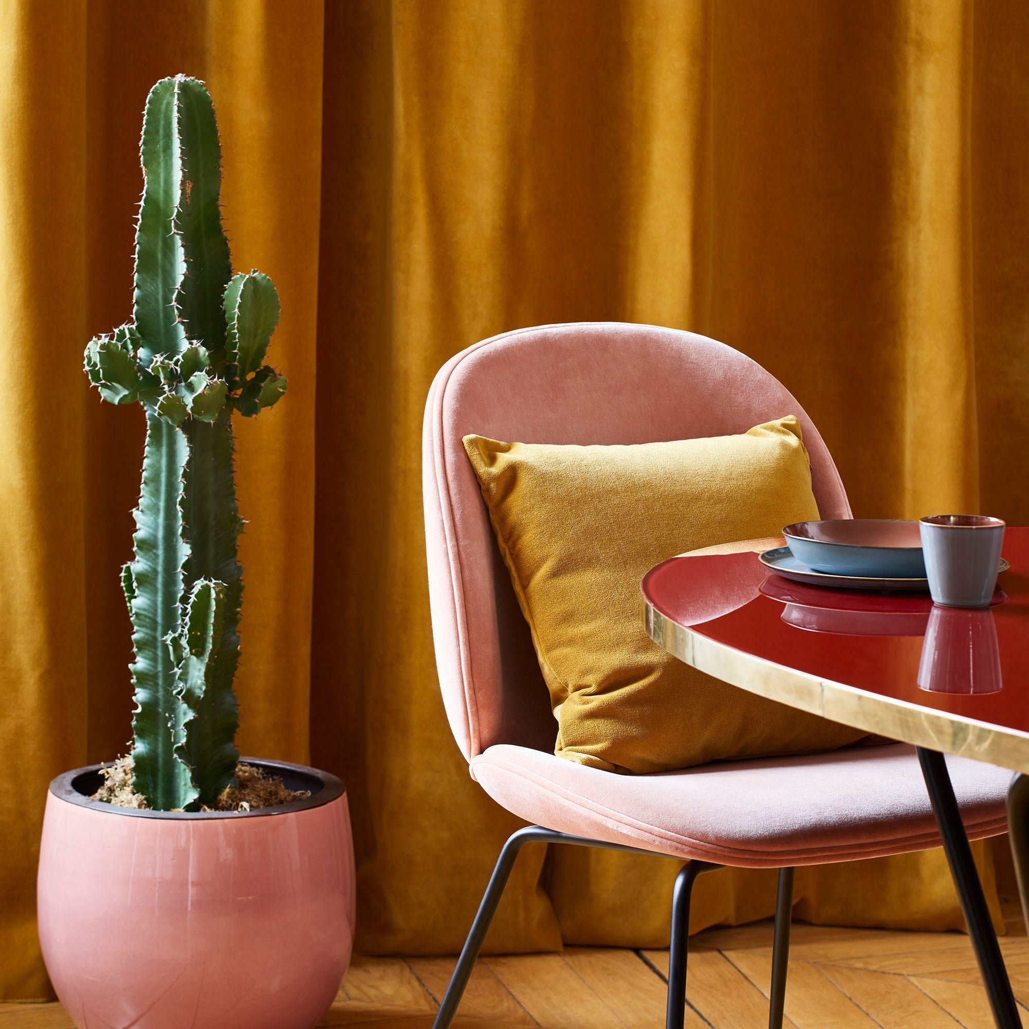 Curtain with gilt eyelets MADURA