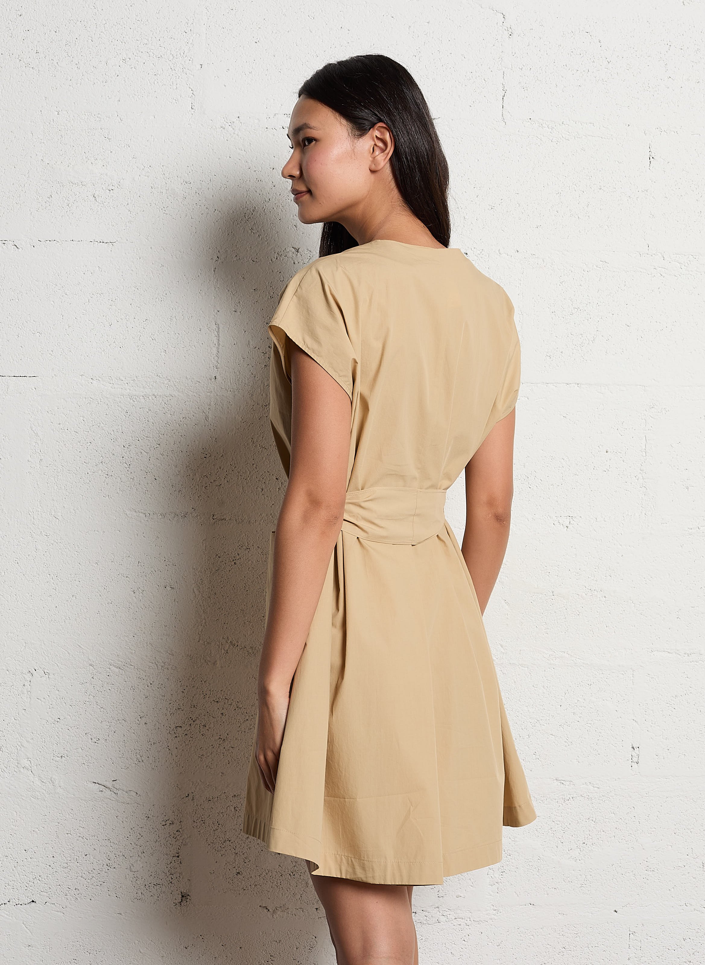 Robe courte droite ceinturée à plis  MAX MARA WEEK END Beige