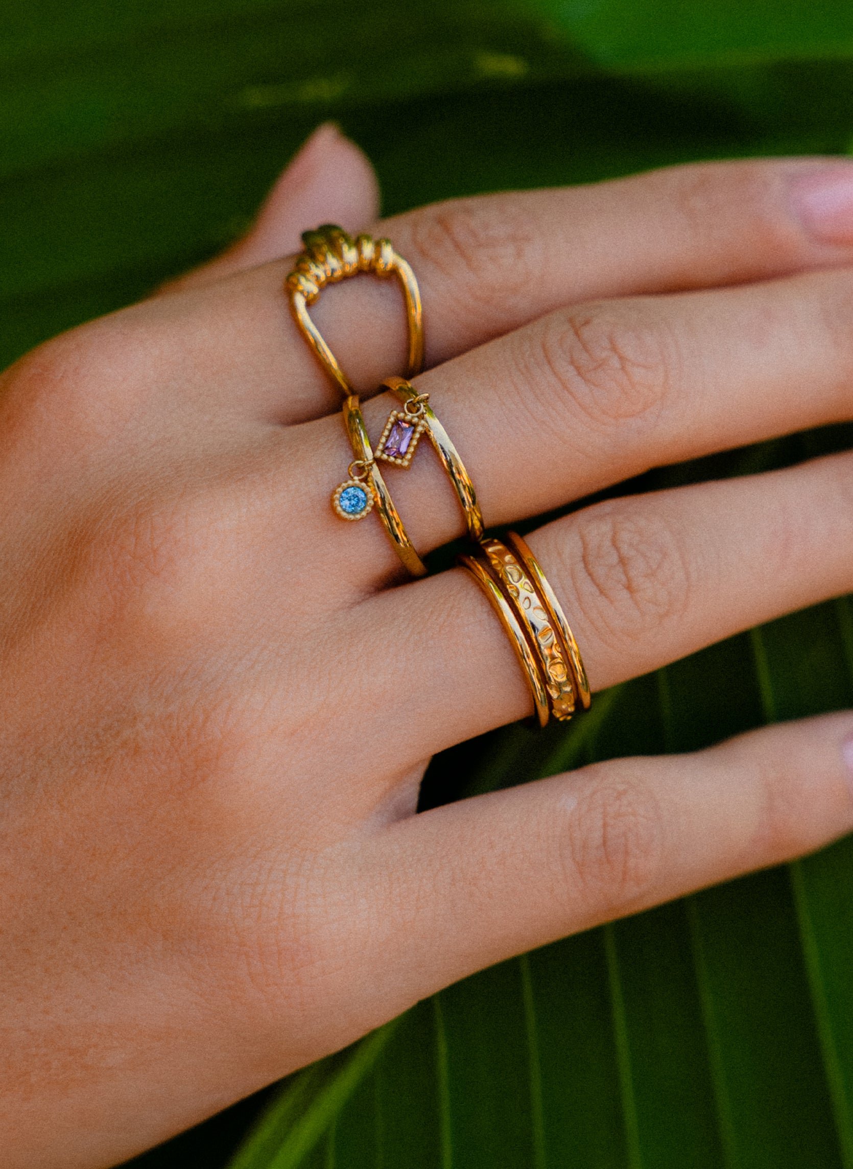 Wide ring ALULA AEC Paris Golden