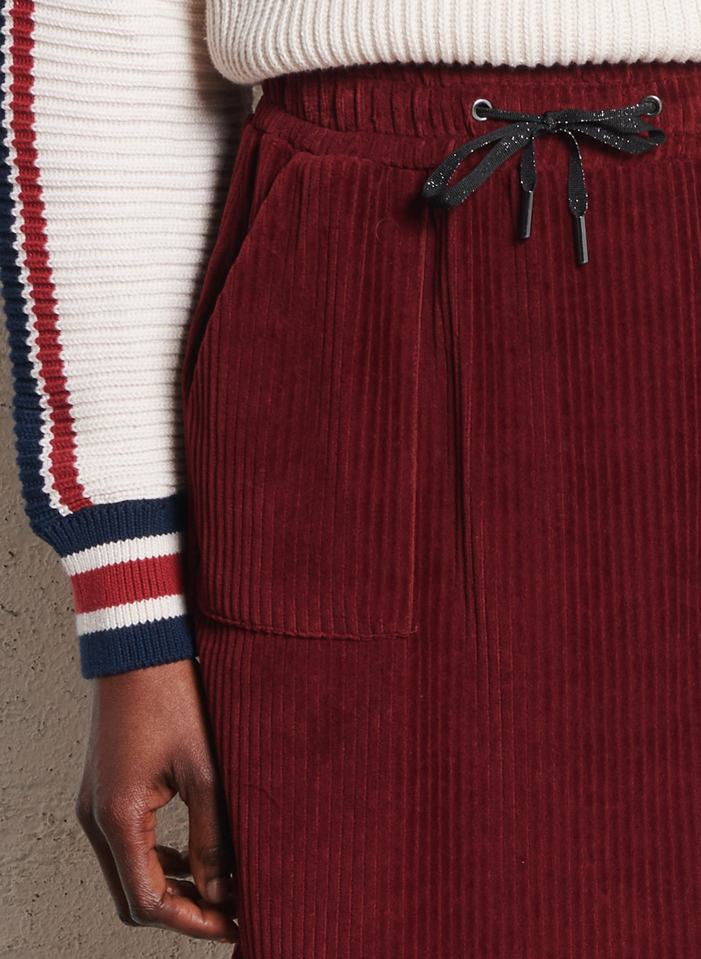 Jupe courte en maille de velours côtelée I CODE Rouge