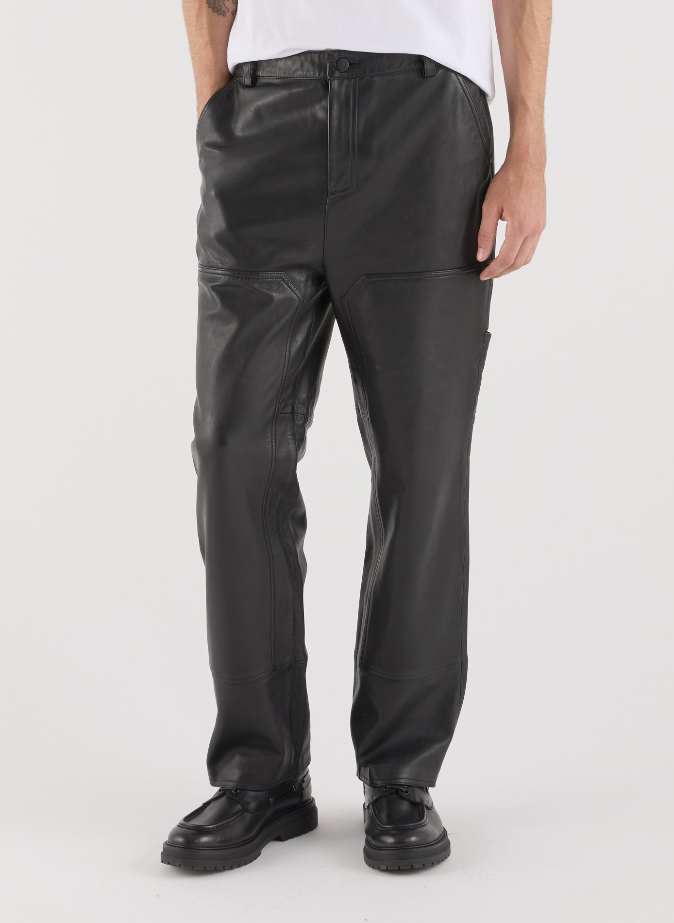 Straight leather pants SAISON 1865 Black