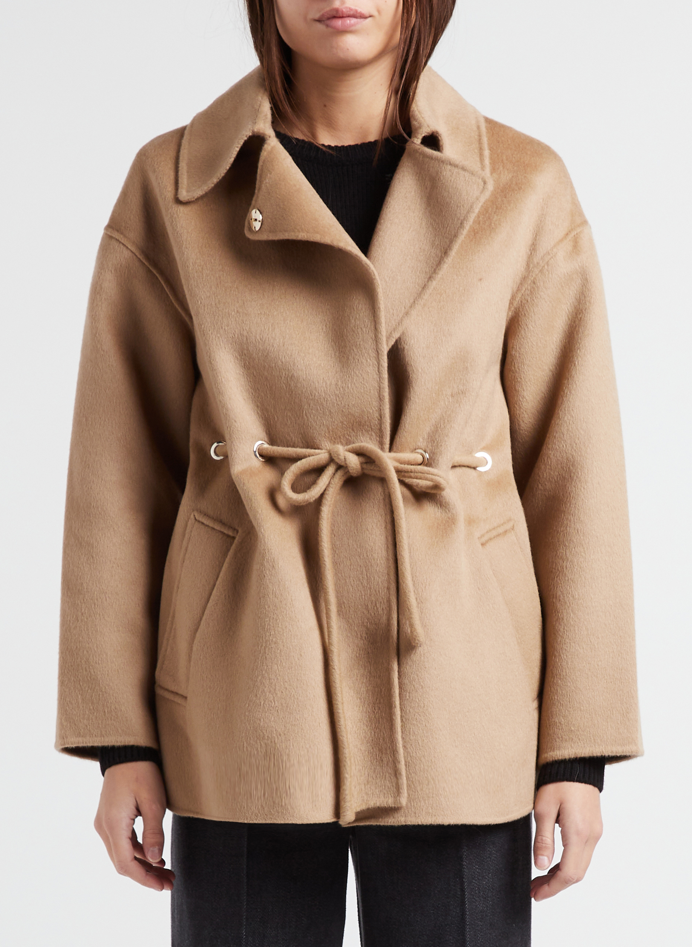 Ruimvallende jas met klassieke kraag | wolblend BA&SH