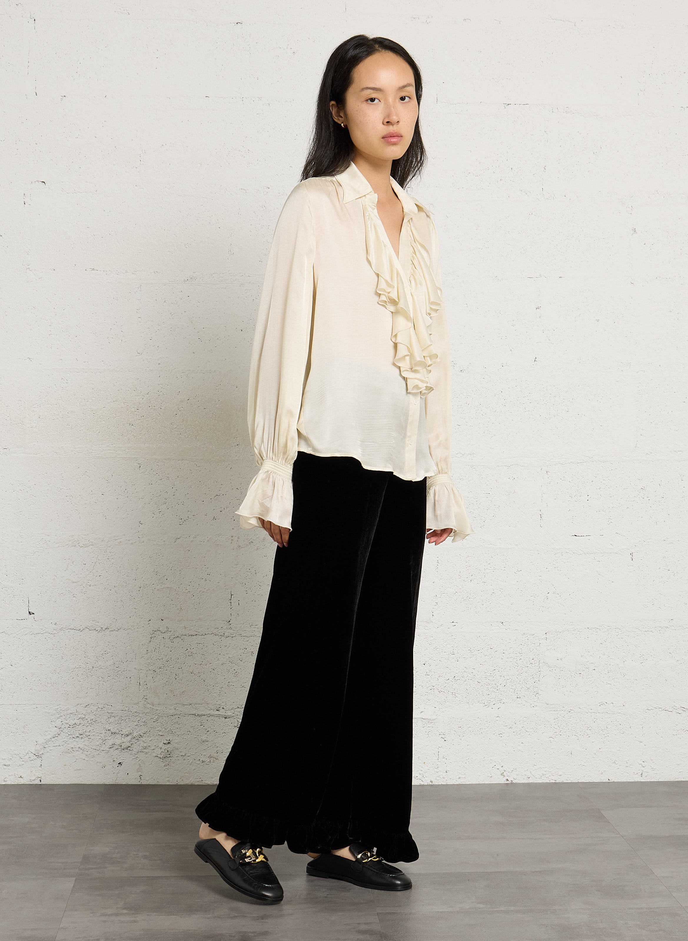 Chemise à volants effet satiné  DIEGA Beige