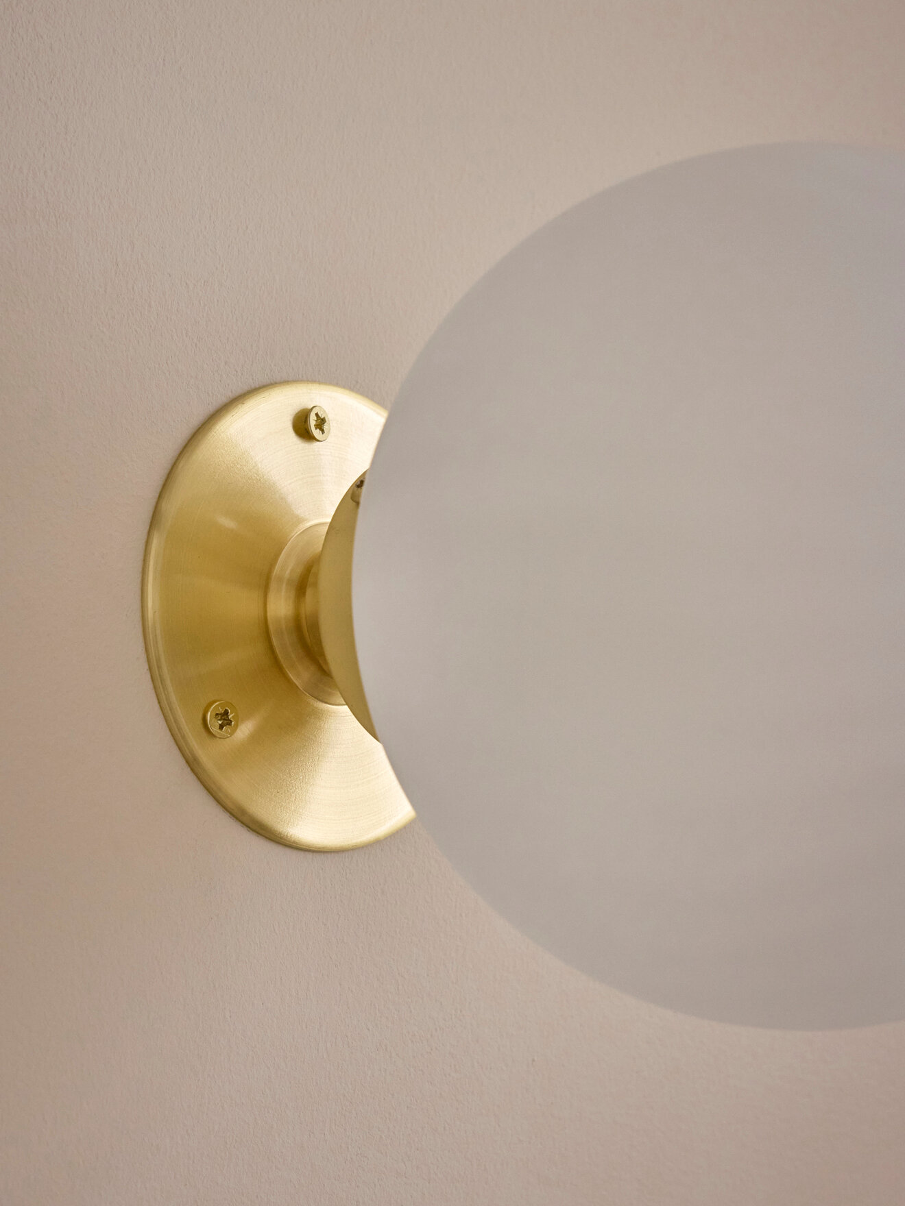 Glass and metal doria applique CYRILLUS Golden