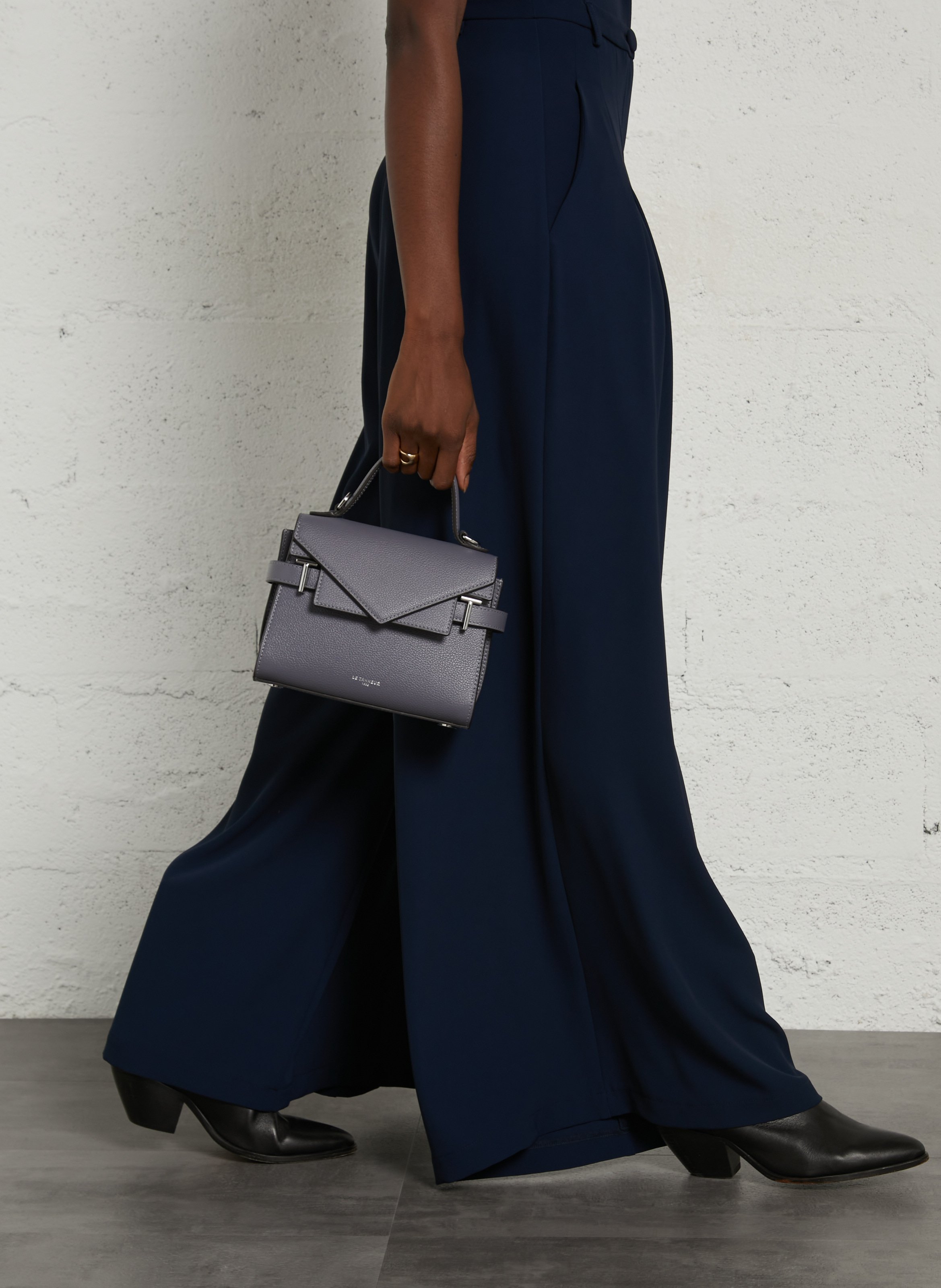 Leather handbag | Blue LE TANNEUR Women