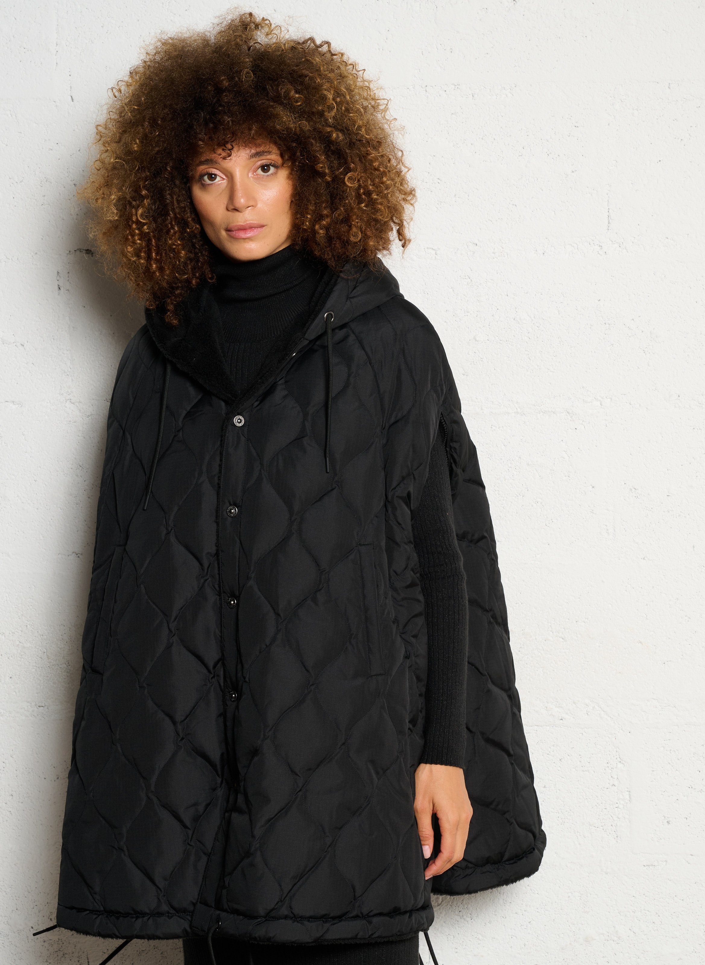 Oversized donsjack TAION Zwart