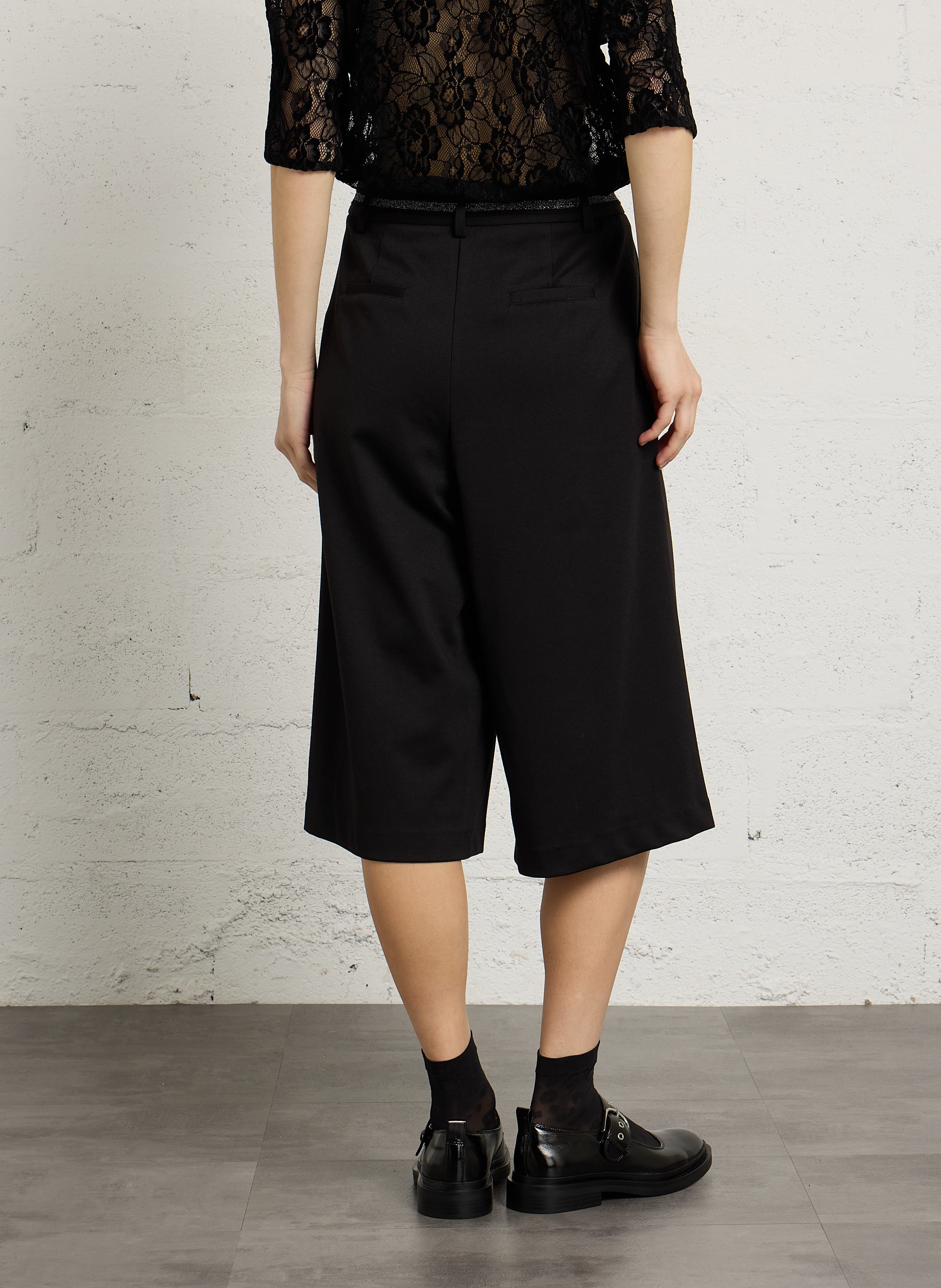 High-waisted plain Bermuda shorts LE TEMPS DES CERISES Black