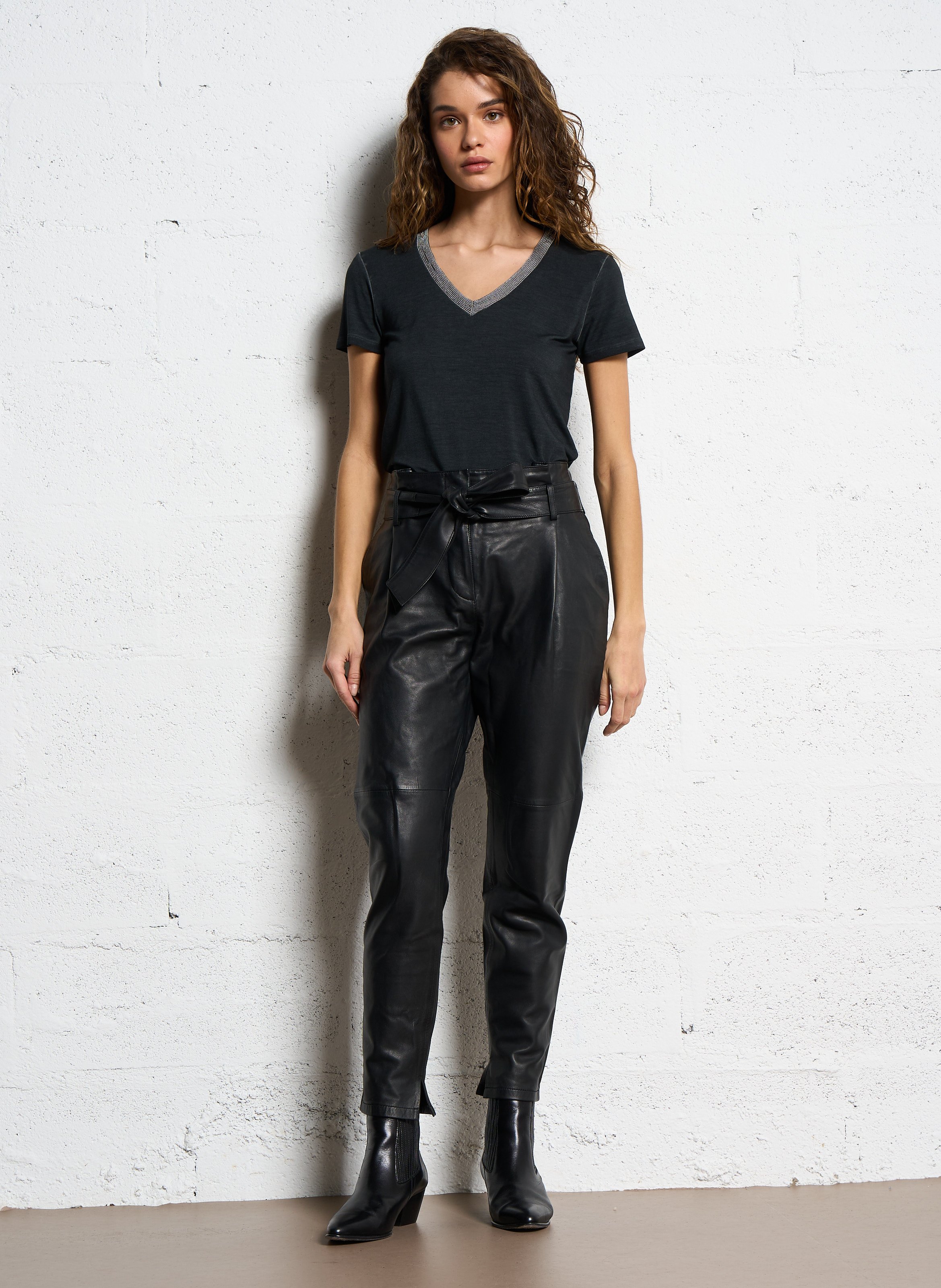 Tee-shirt col V chainettes bijoux  IKKS Noir