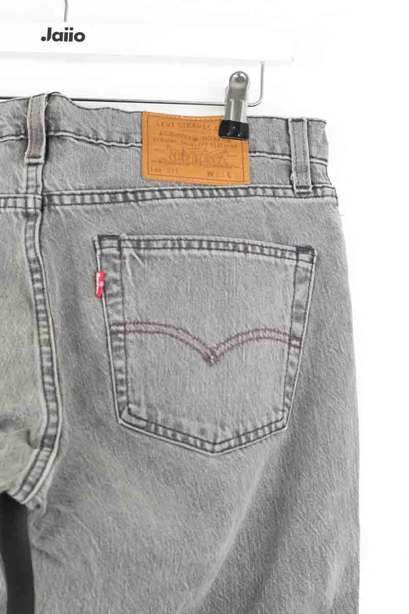 - Straight-leg jeans
- 5 pockets
- Straight cut
- Faded effect LEVI'S - Seconde main Grey