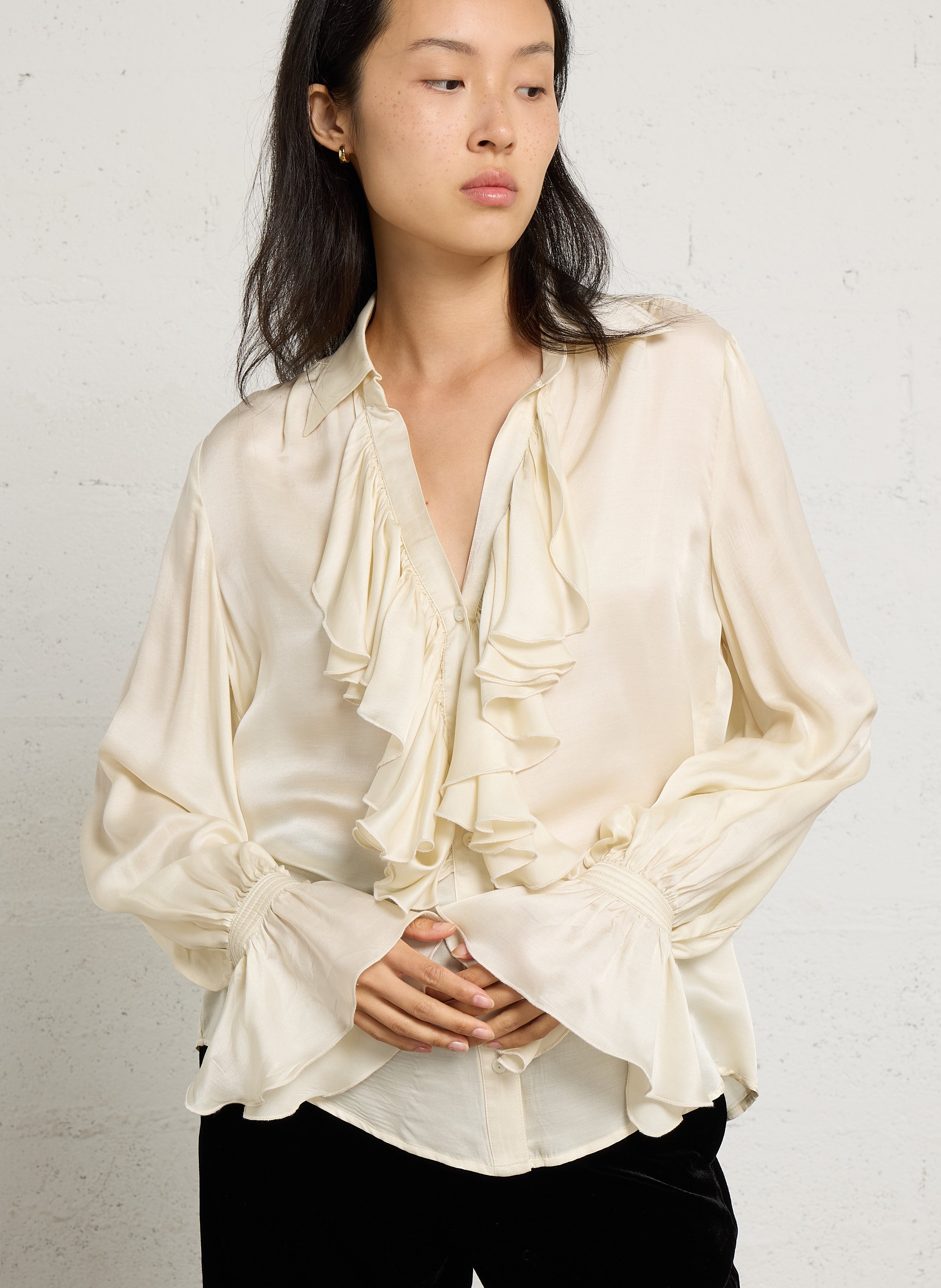 Chemise à volants effet satiné  DIEGA Beige