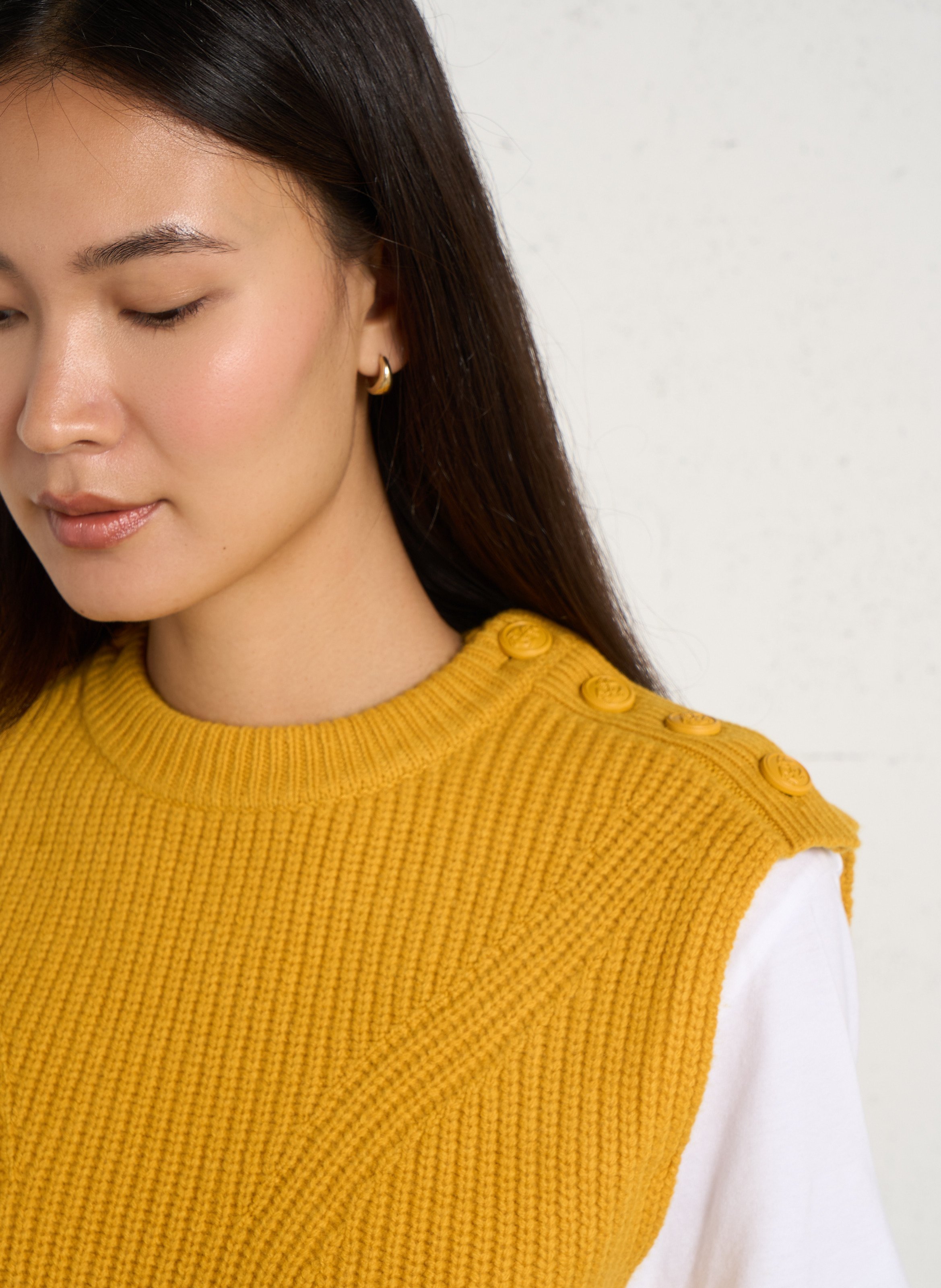 Sleeveless merino wool sweater LEON & HARPER Yellow