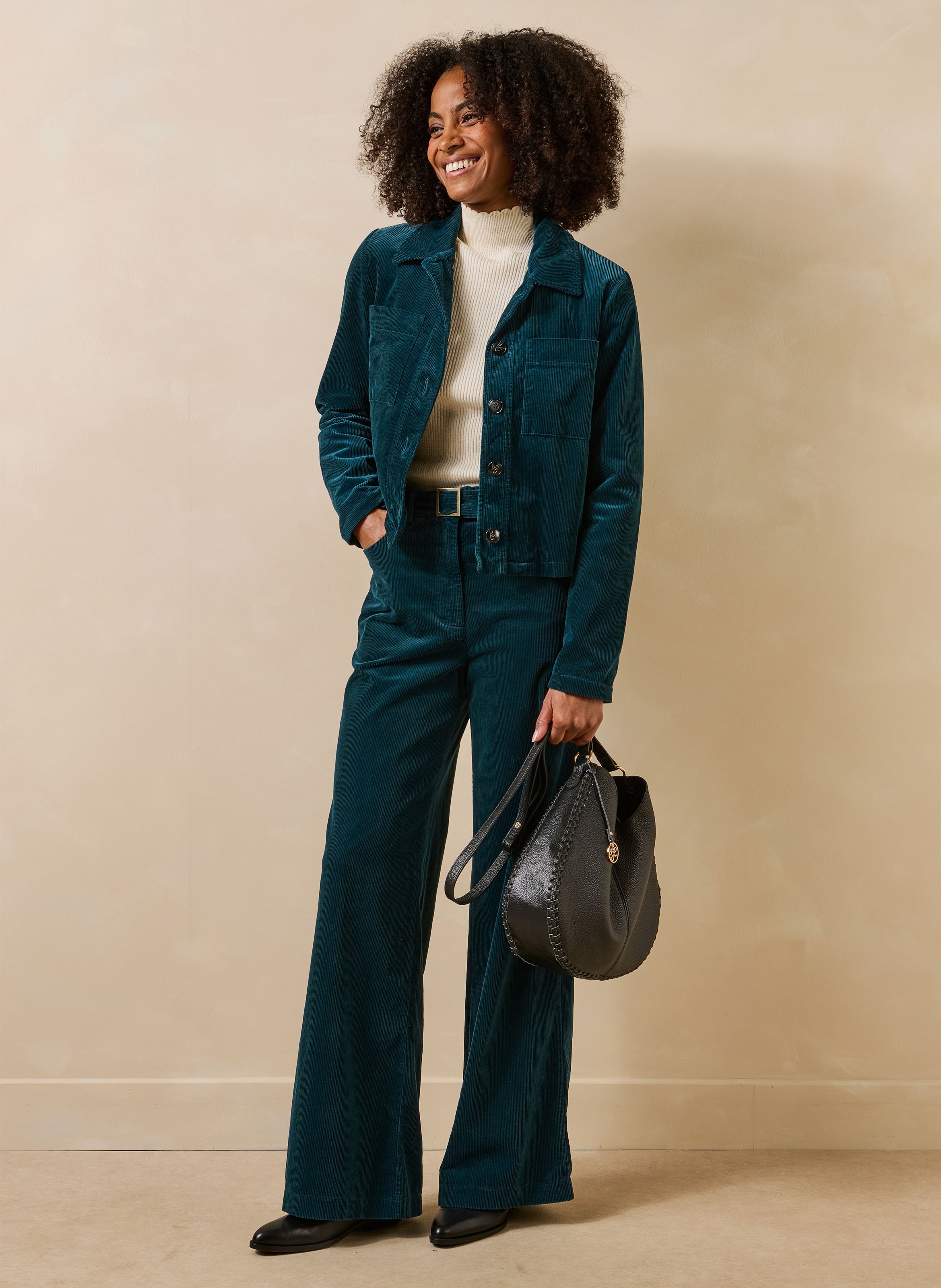 Kurze Jacke aus Baumwollmischung in Cordoptik LA FEE MARABOUTEE Blau