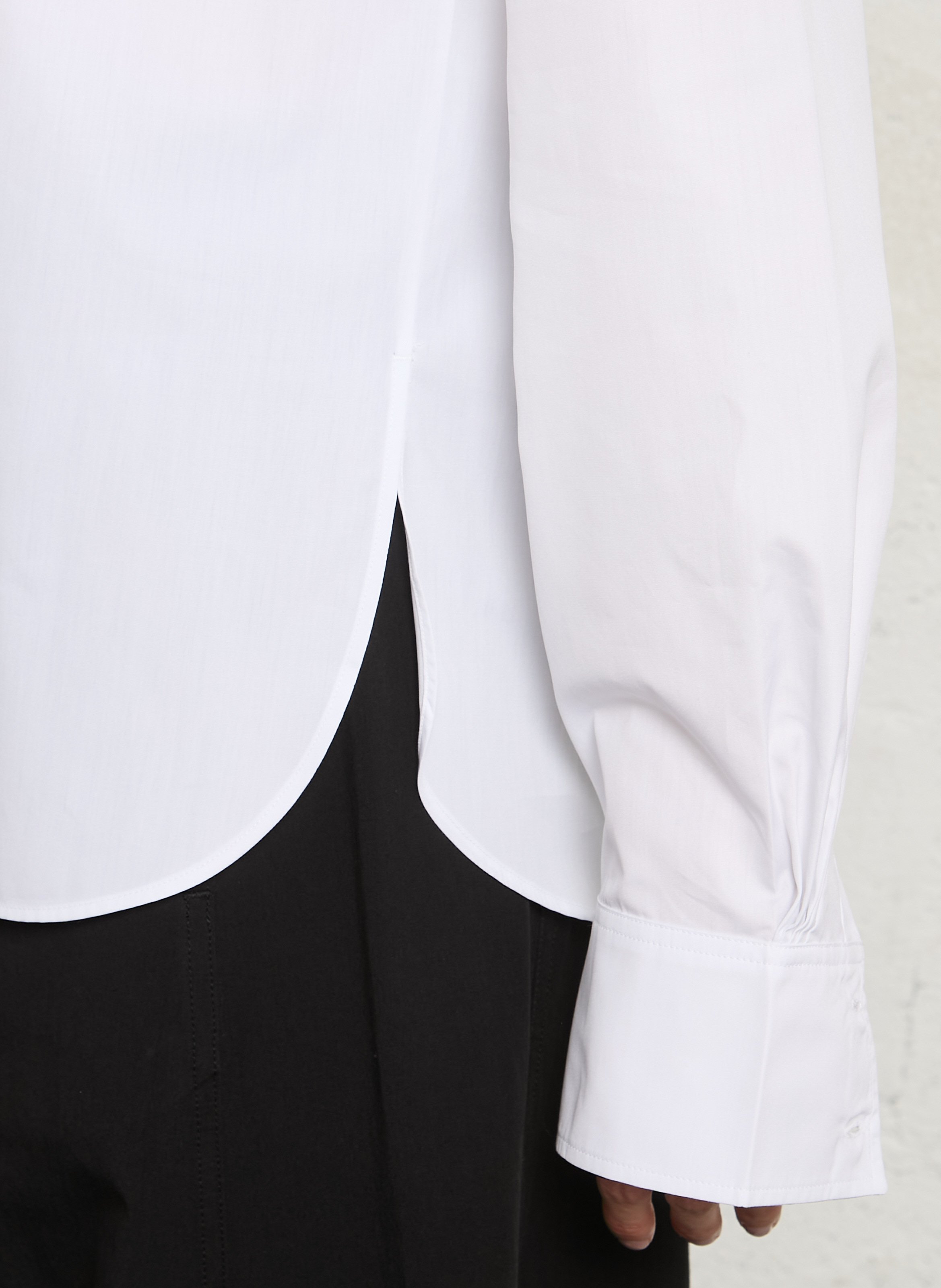 Cotton classic-collar over-sized shirt SOEUR White