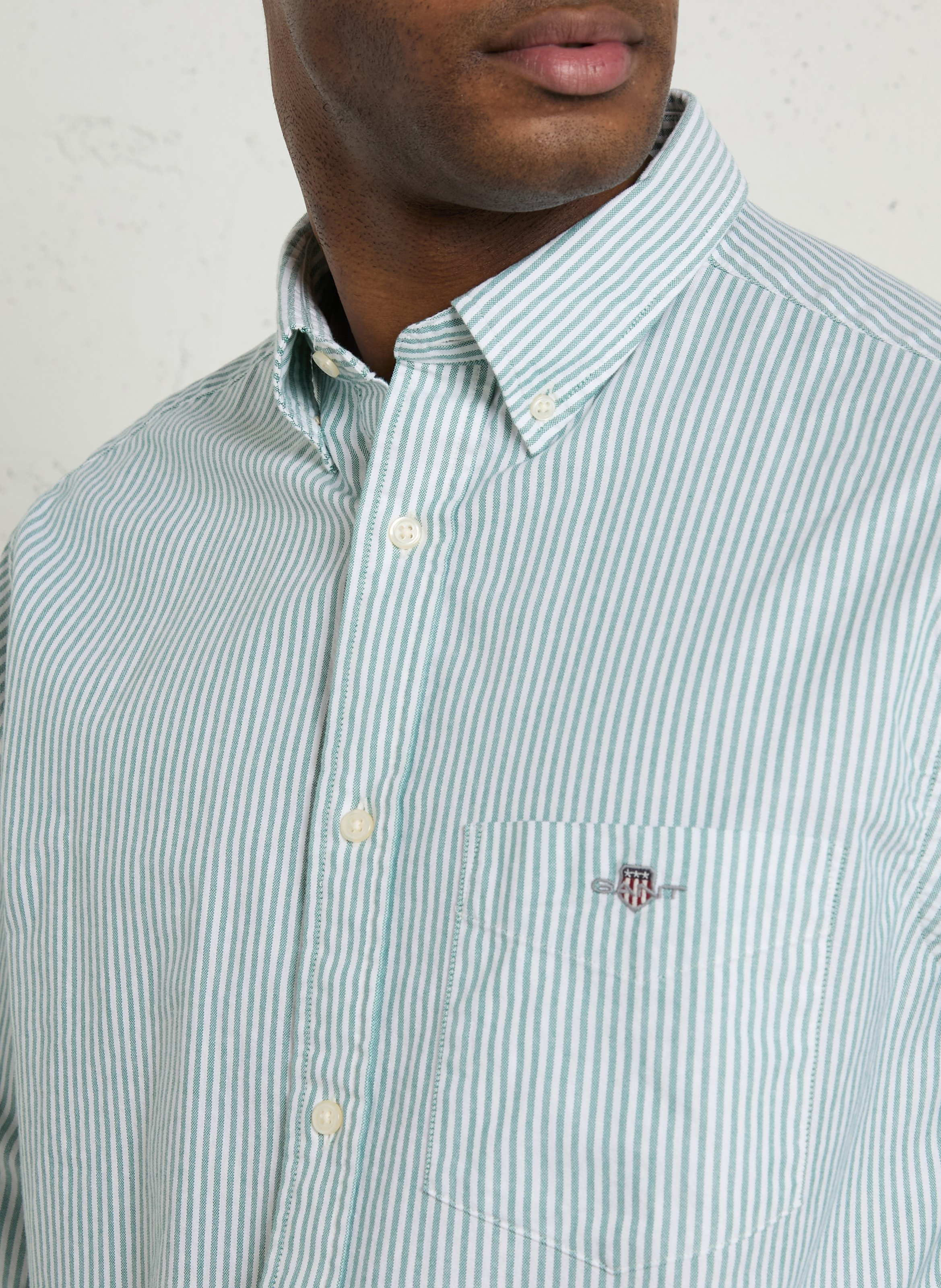 Overhemd met regular fit, button-down kraag en strepen van katoen GANT Blauw