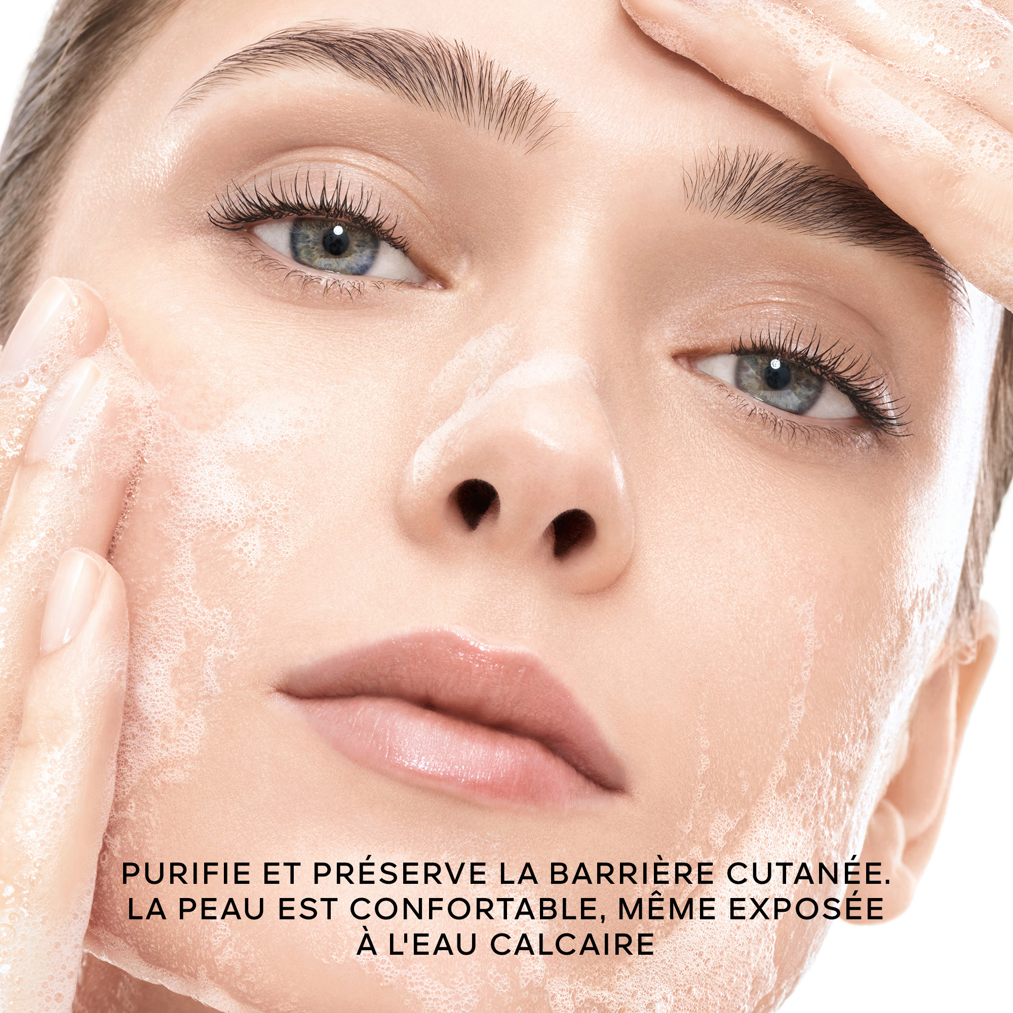 ROYAL BEE CLEANSING FOAM TREATMENT GUERLAIN No color