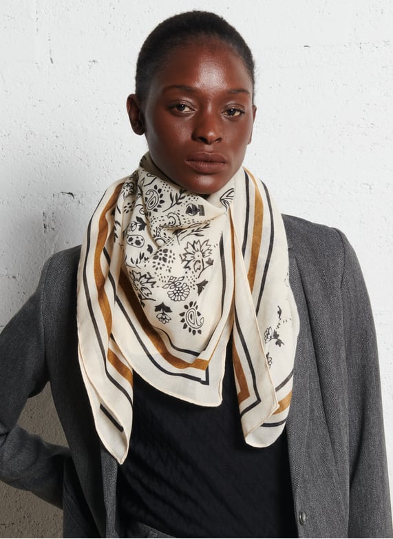 Foulard carré imprimé Blanc I code Femme Place des Tendances