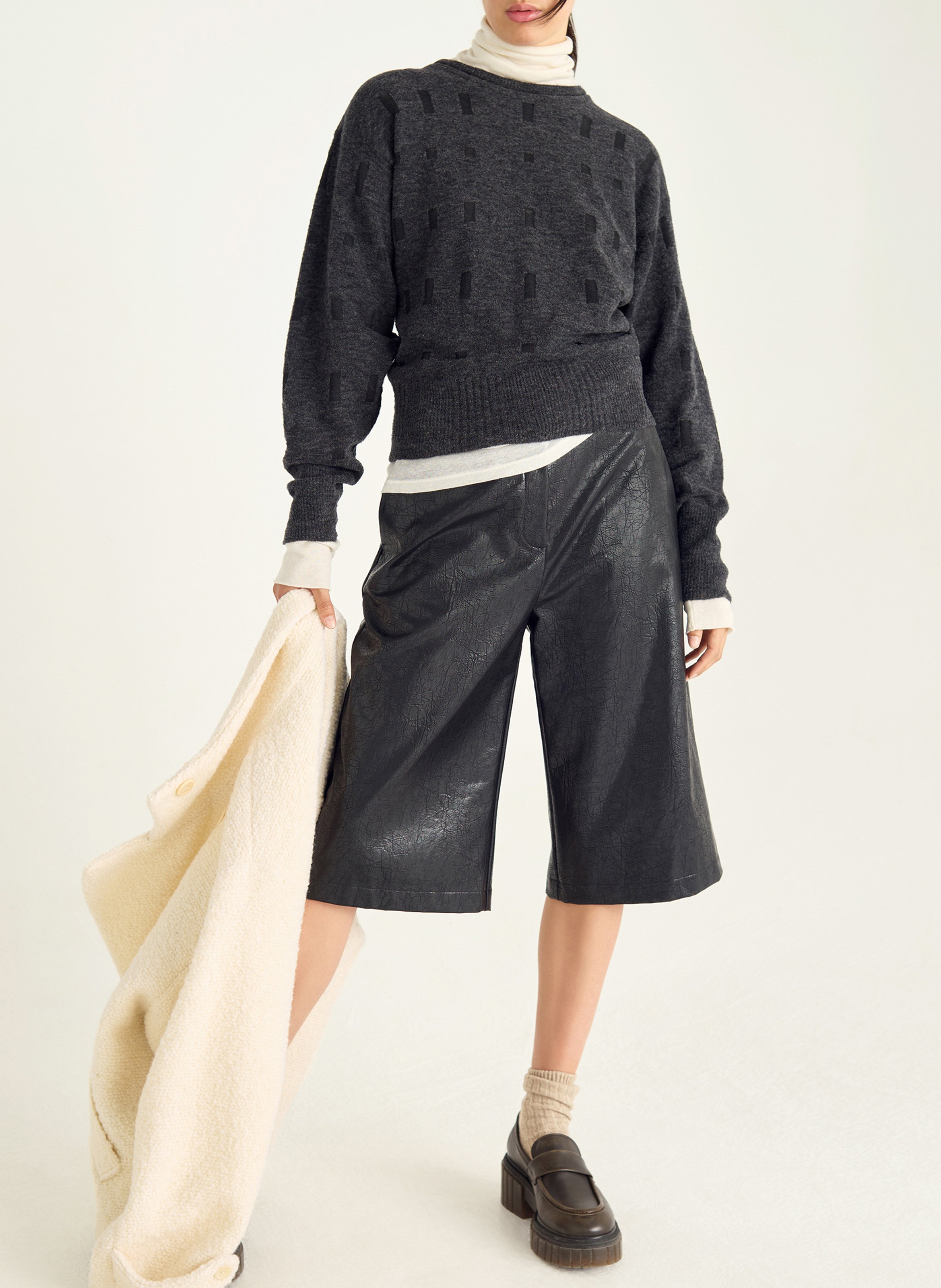 Pull droit col rond en laine mélangée COTELAC Noir