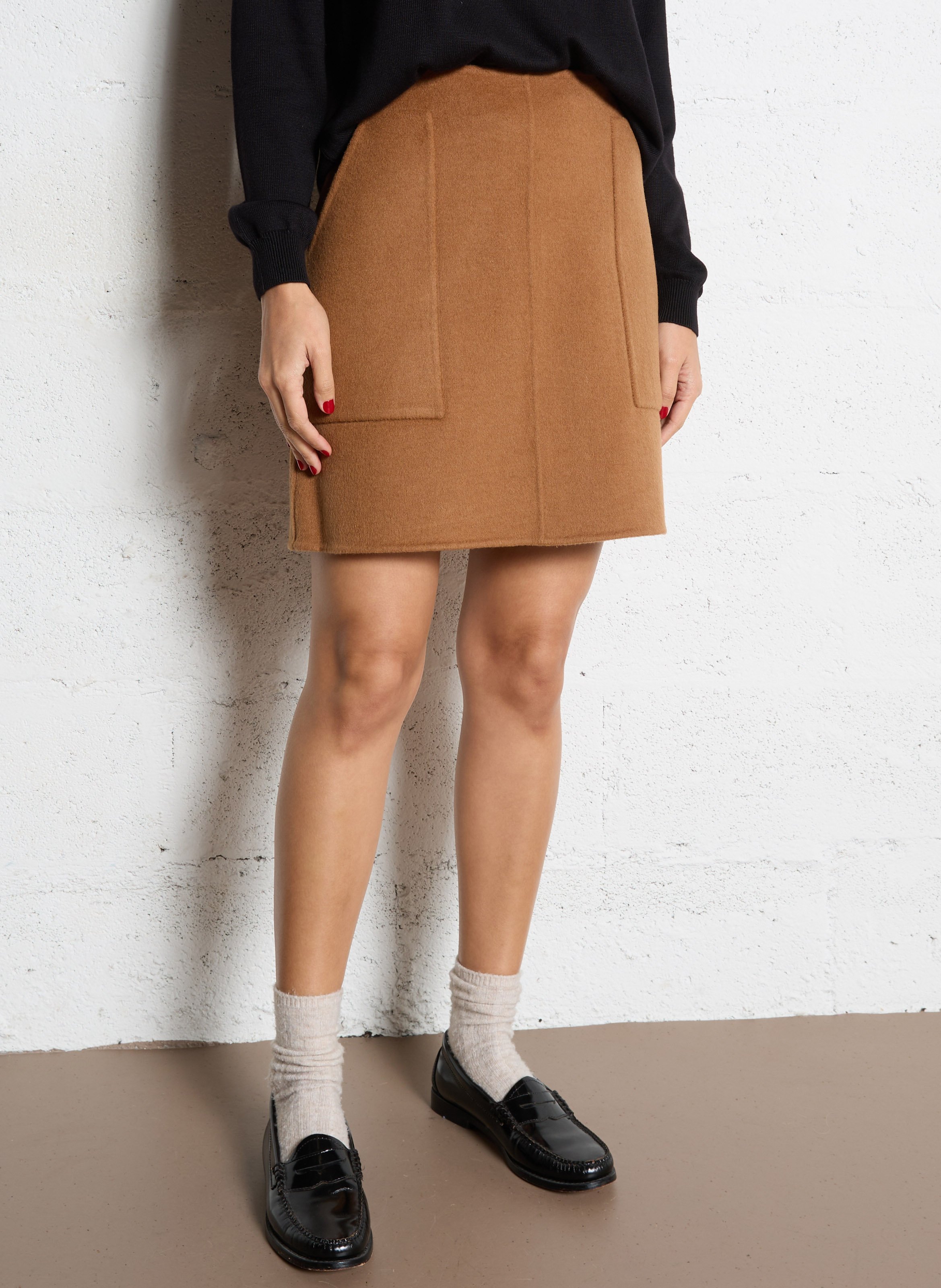 Short skirt with pockets in a wool blend MAISON 123 Beige