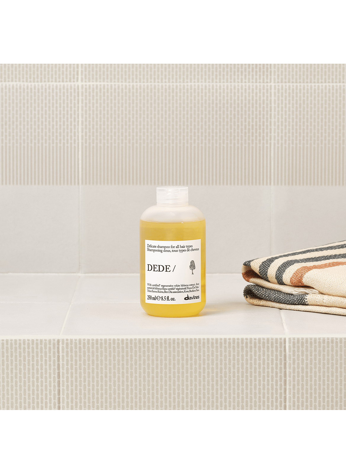 DEDE Shampoo DAVINES No color