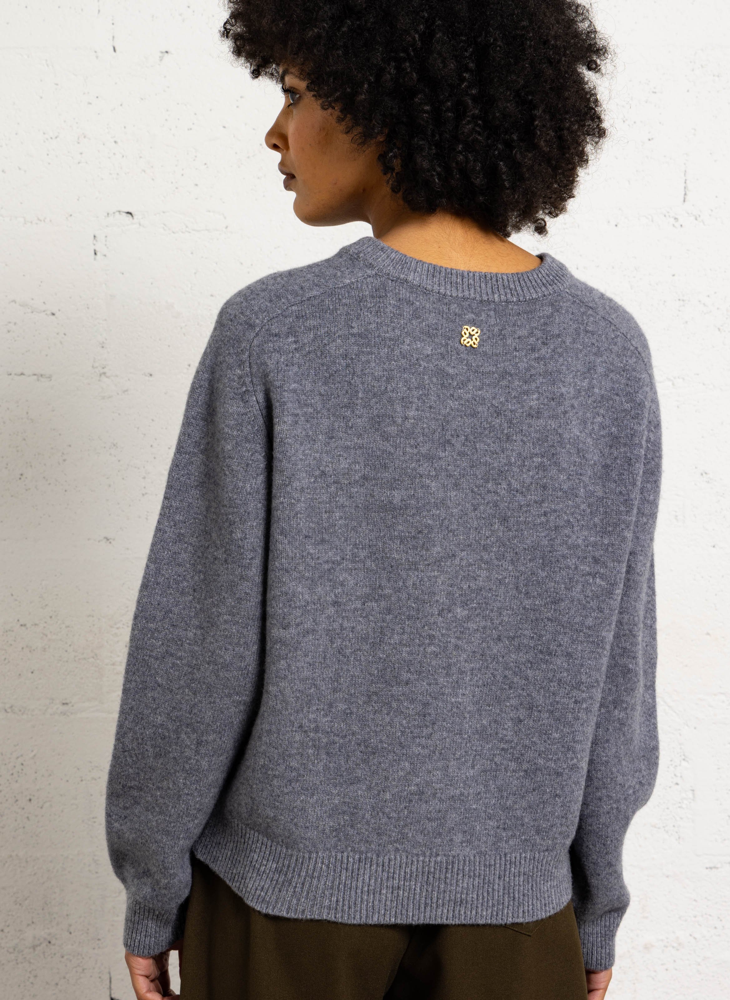 Recycled wool V-neck sweater SUNCOO Grey
