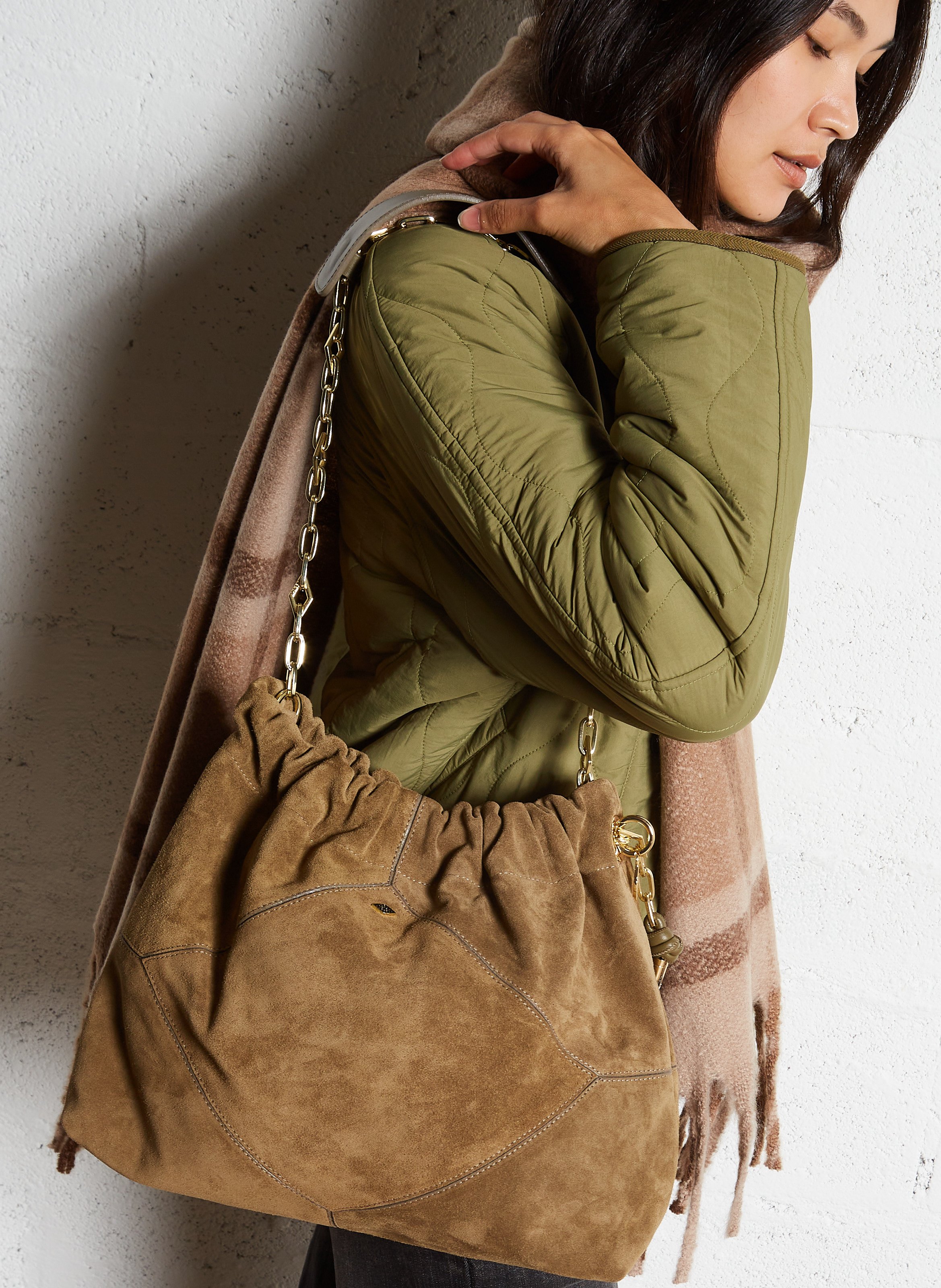 Sac bandoulière tote en cuir velours BA&SH Kaki