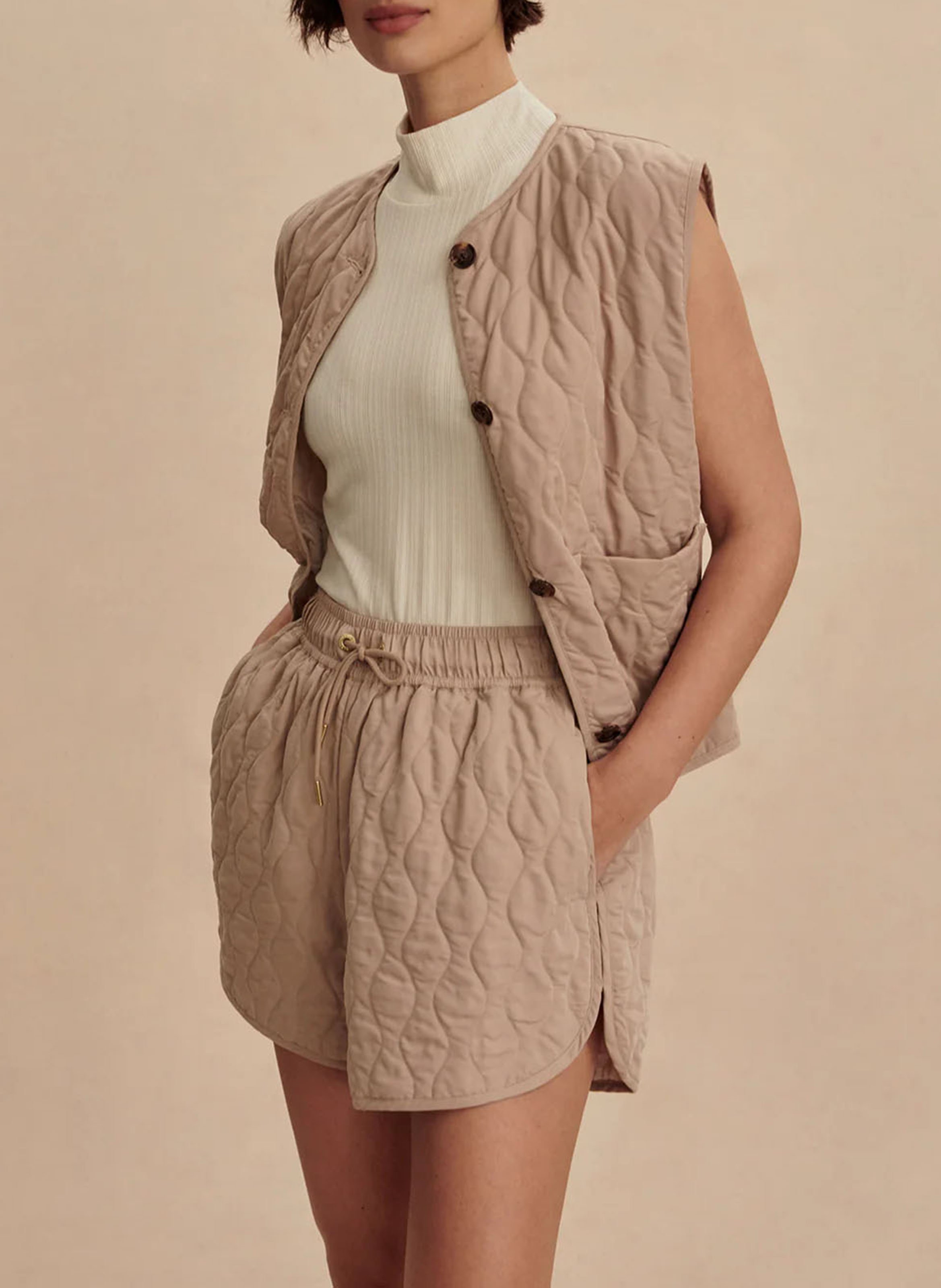 Kurze Stepphose mit elastischem Bund VARLEY Beige