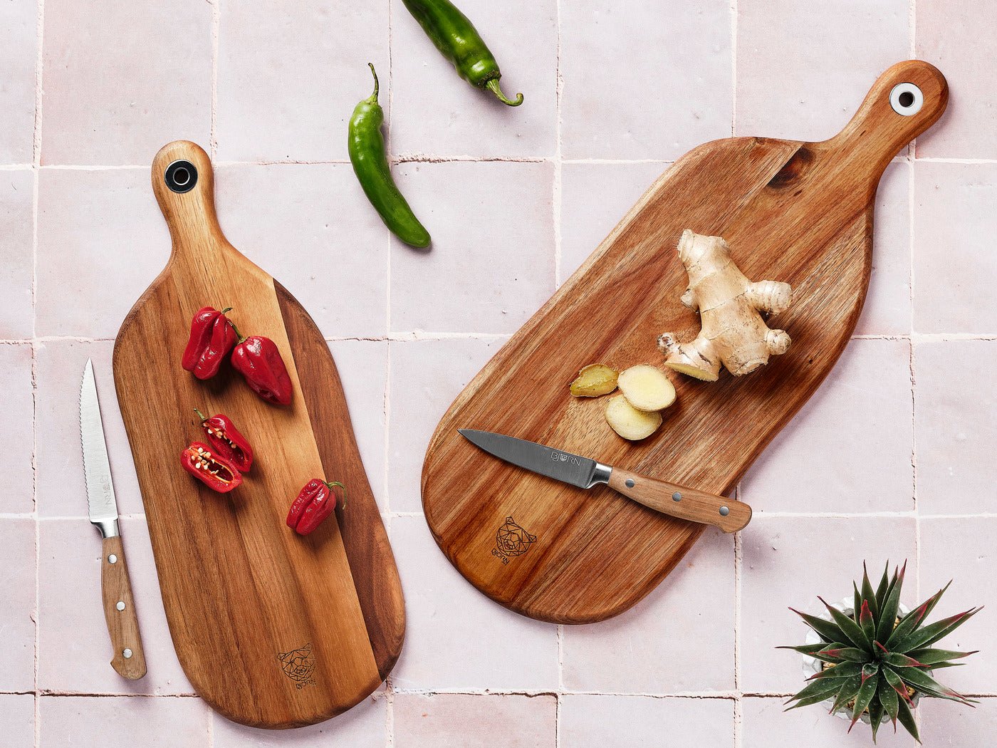 Acacia wood cutting board Freja - 41 x 16cm BJORN Brown