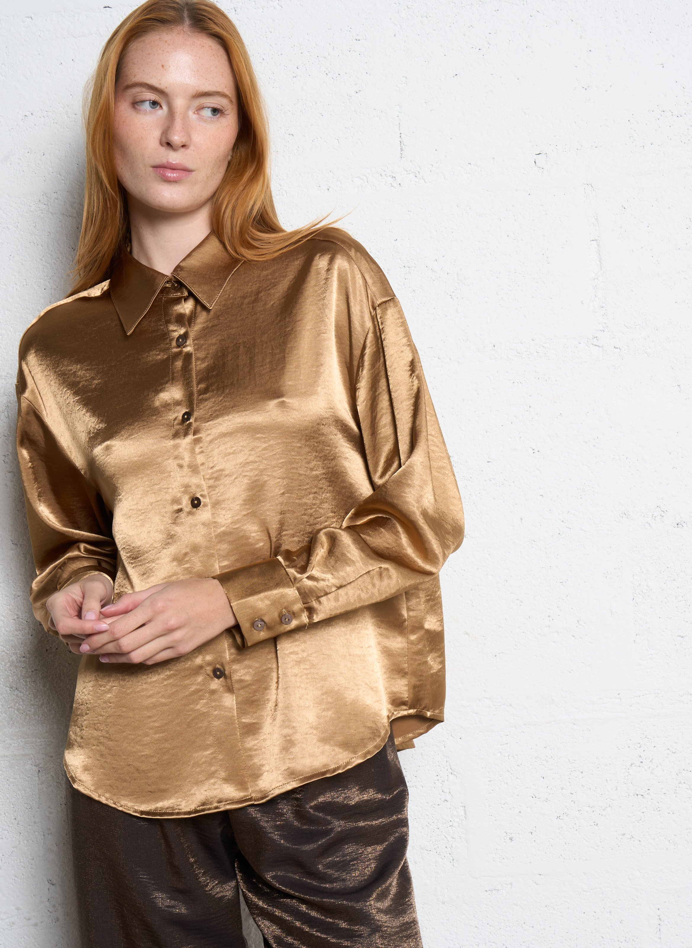 Bedruckte Bluse mit klassischem Kragen THE KORNER Golden