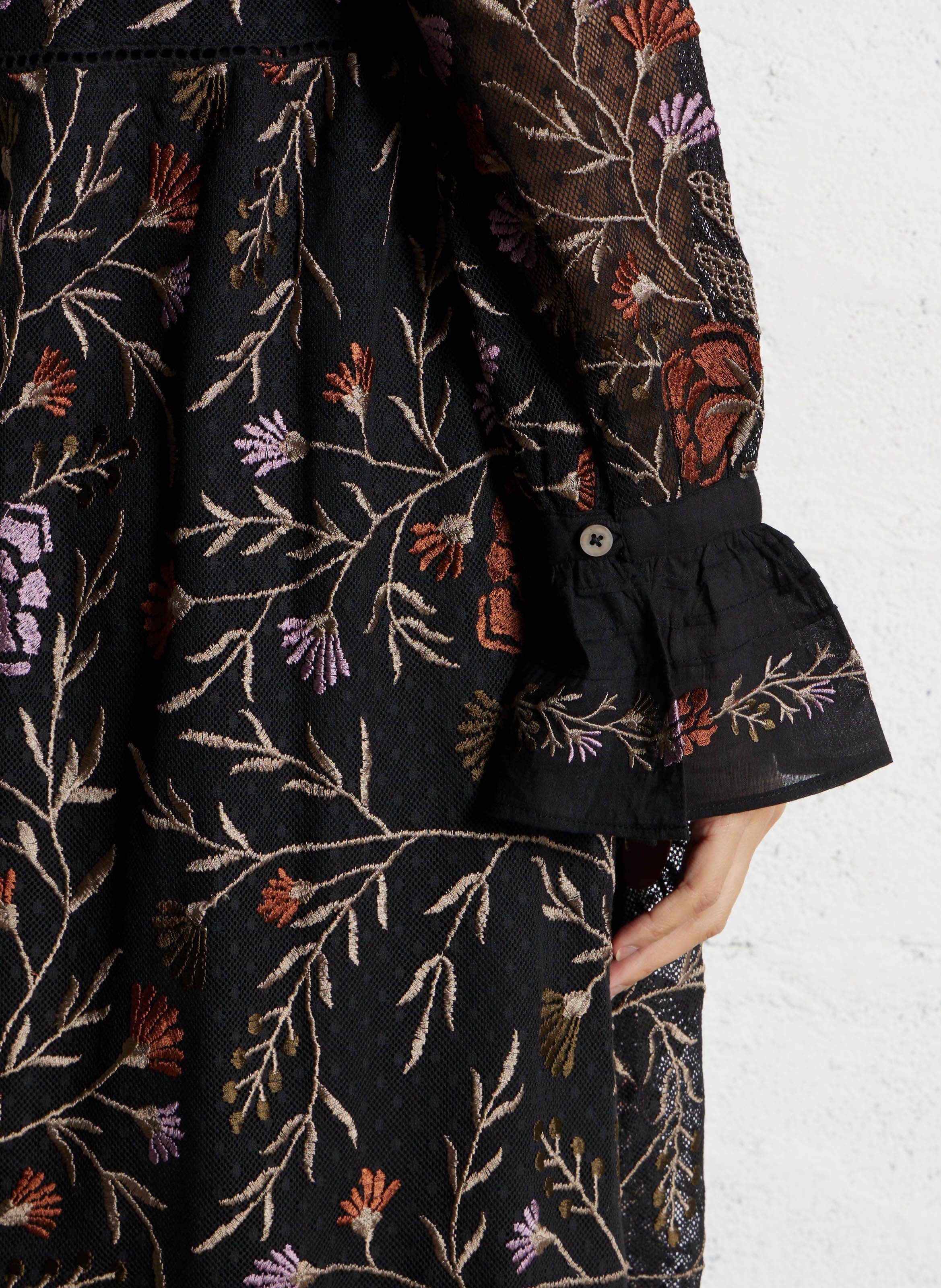 Langes Kleid mit viktorianischem Kragen und bestickter Baumwolle ANTIK BATIK Schwarz