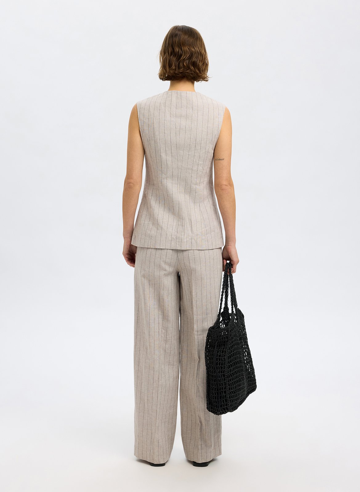 Gilet cintré col rond en lin et coton SELECTED Beige