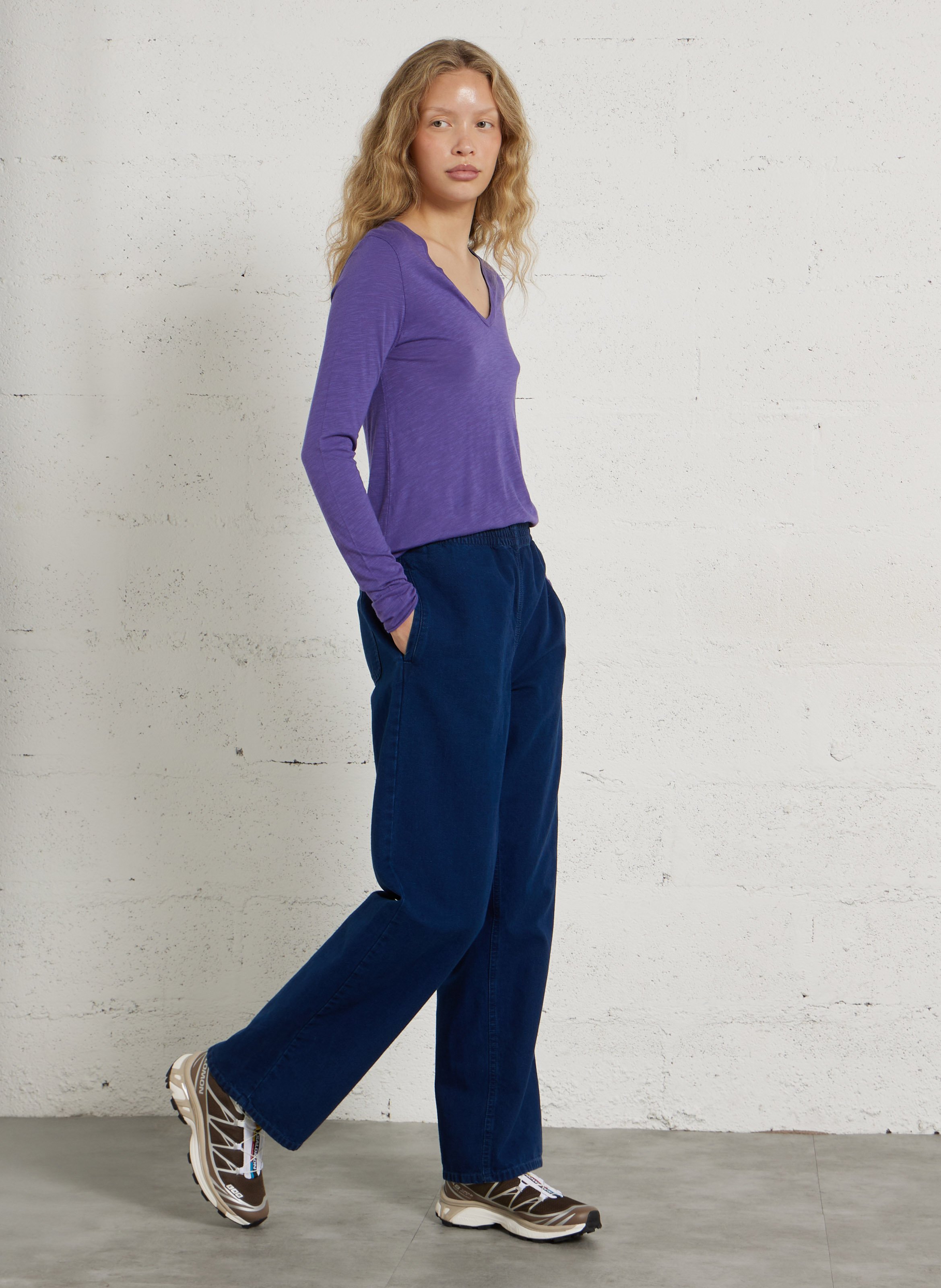 Tee-shirt à col V en coton mélangé AMERICAN VINTAGE Violet