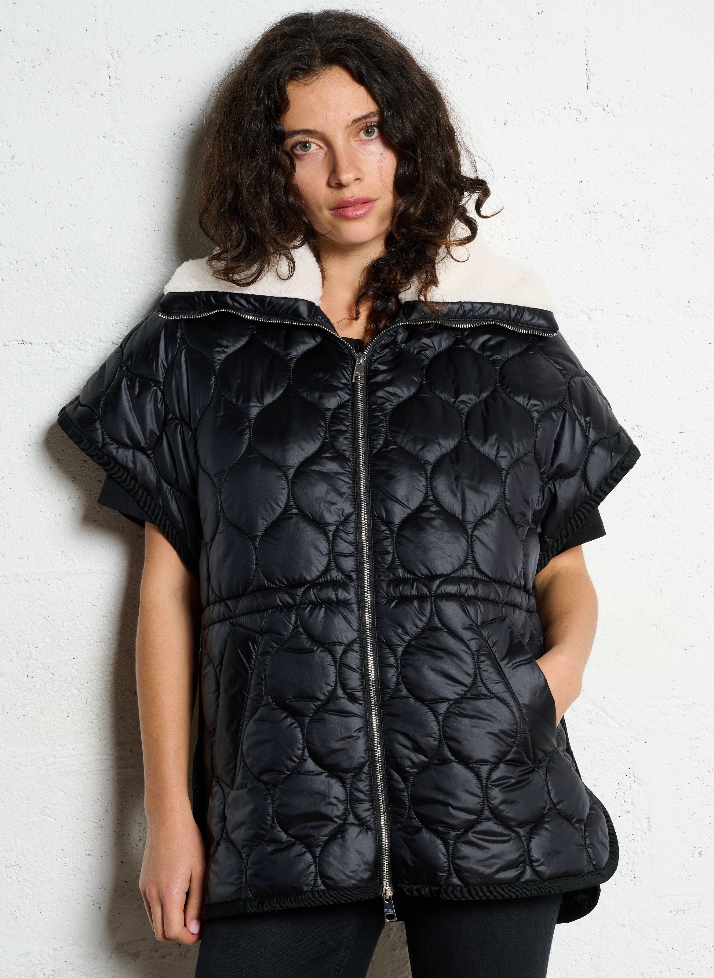 Veste ample sans manches matelassée LIU JO