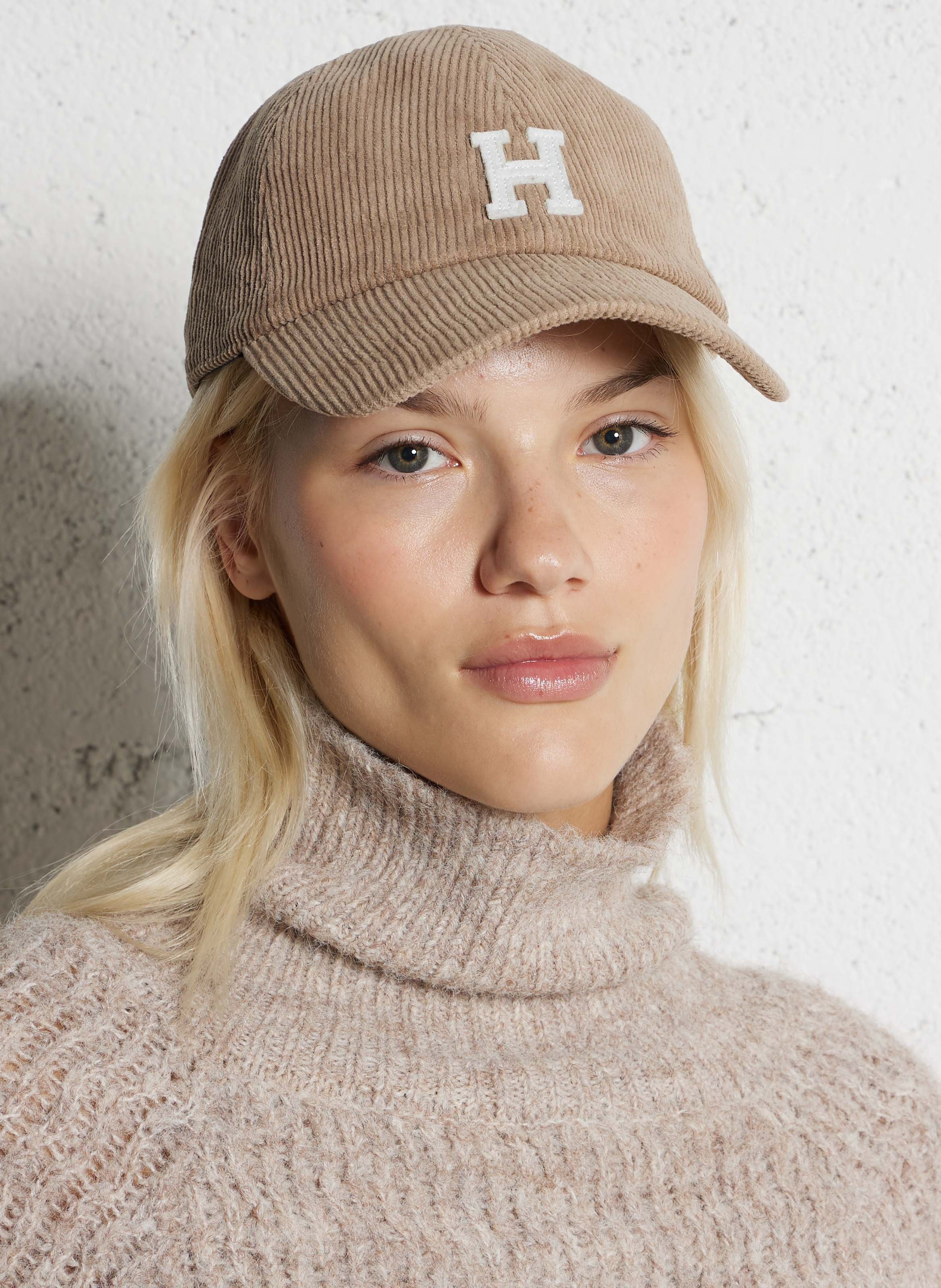 Ribbed cotton velvet cap HARTFORD