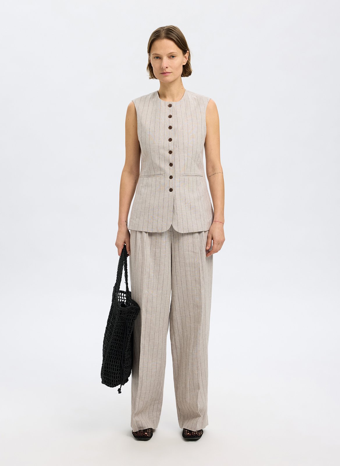 Gilet cintré col rond en lin et coton SELECTED Beige