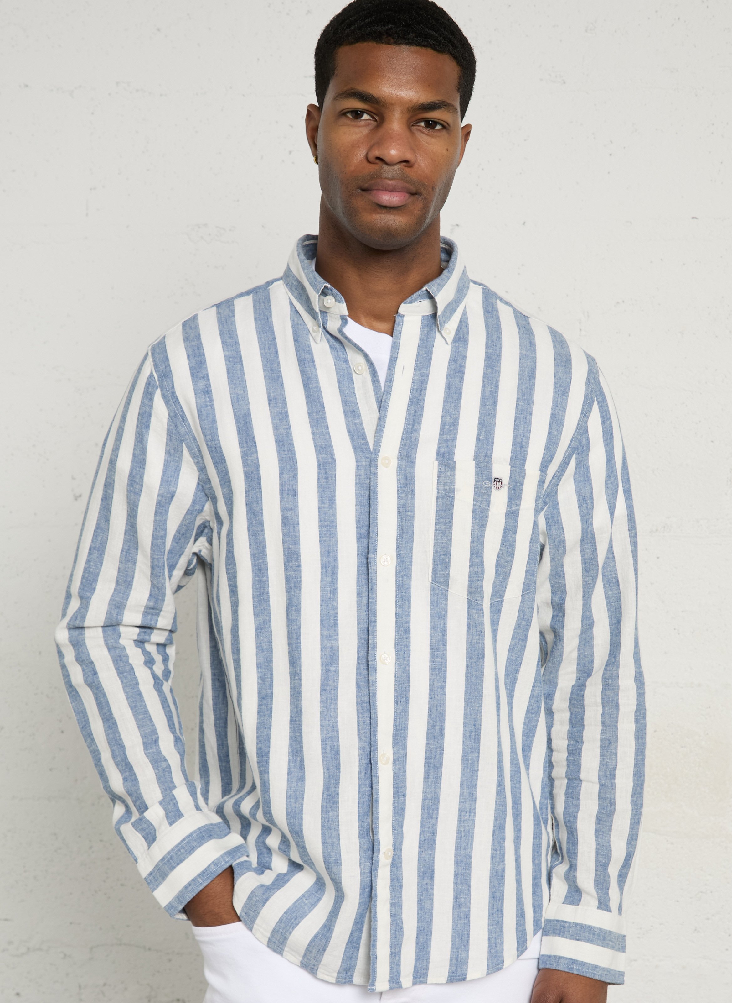 Chemise regular-fit col américain rayée en lin et coton GANT