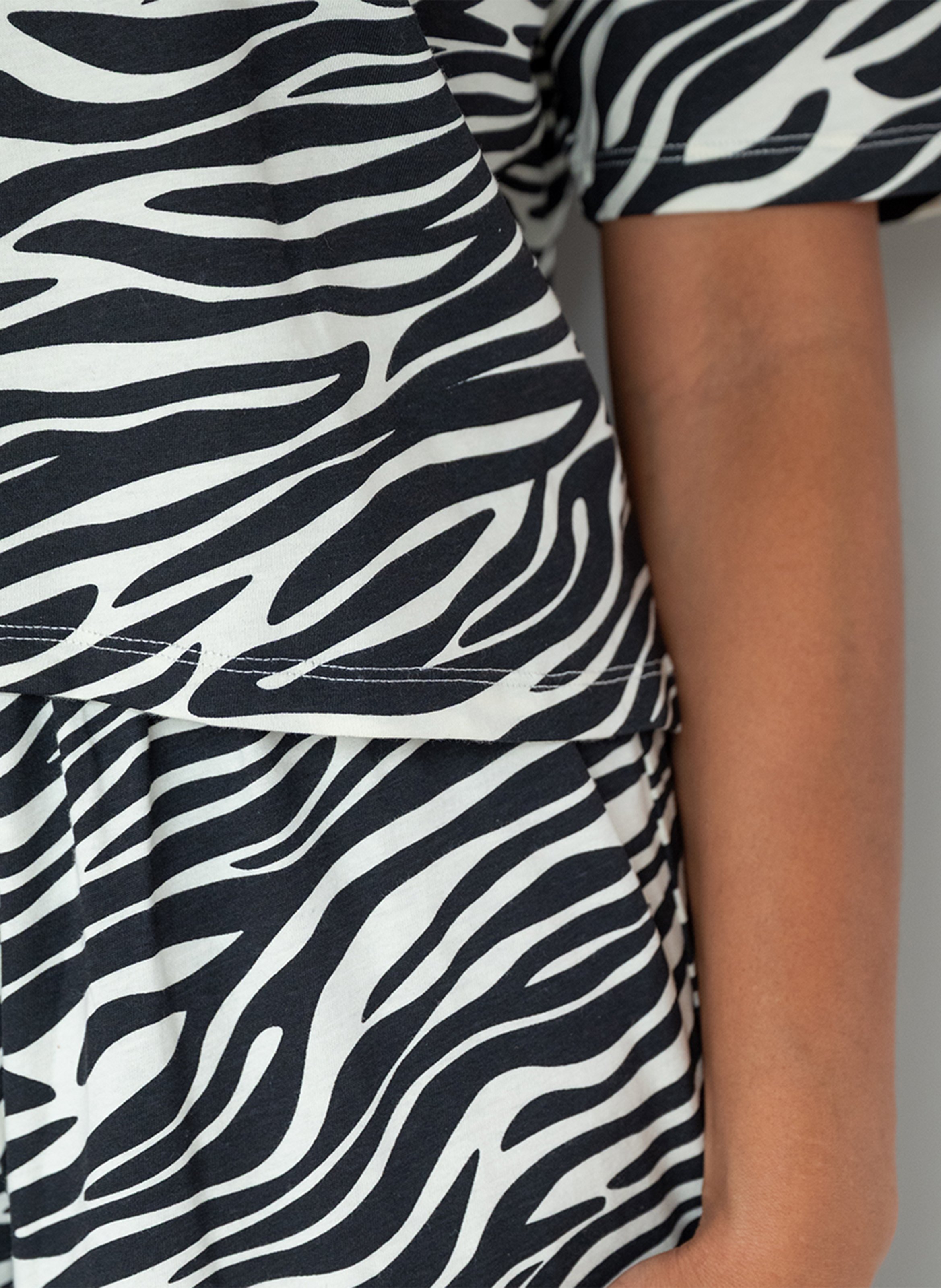 Pyjama long imprimé en coton bio WE ARE JOLIES Noir