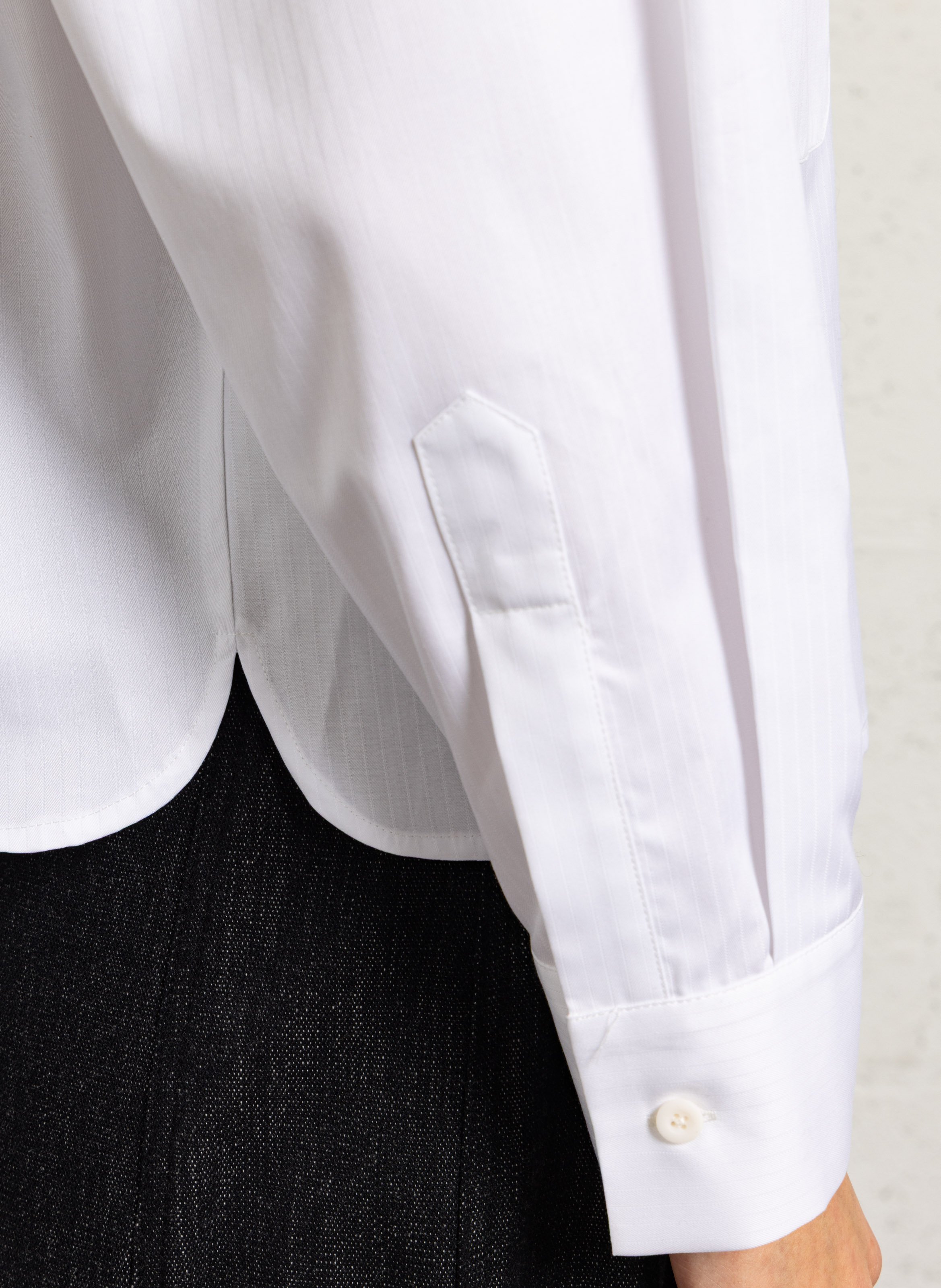Chemise rayée à col asymétrique MARGAUX LONNBERG Blanc
