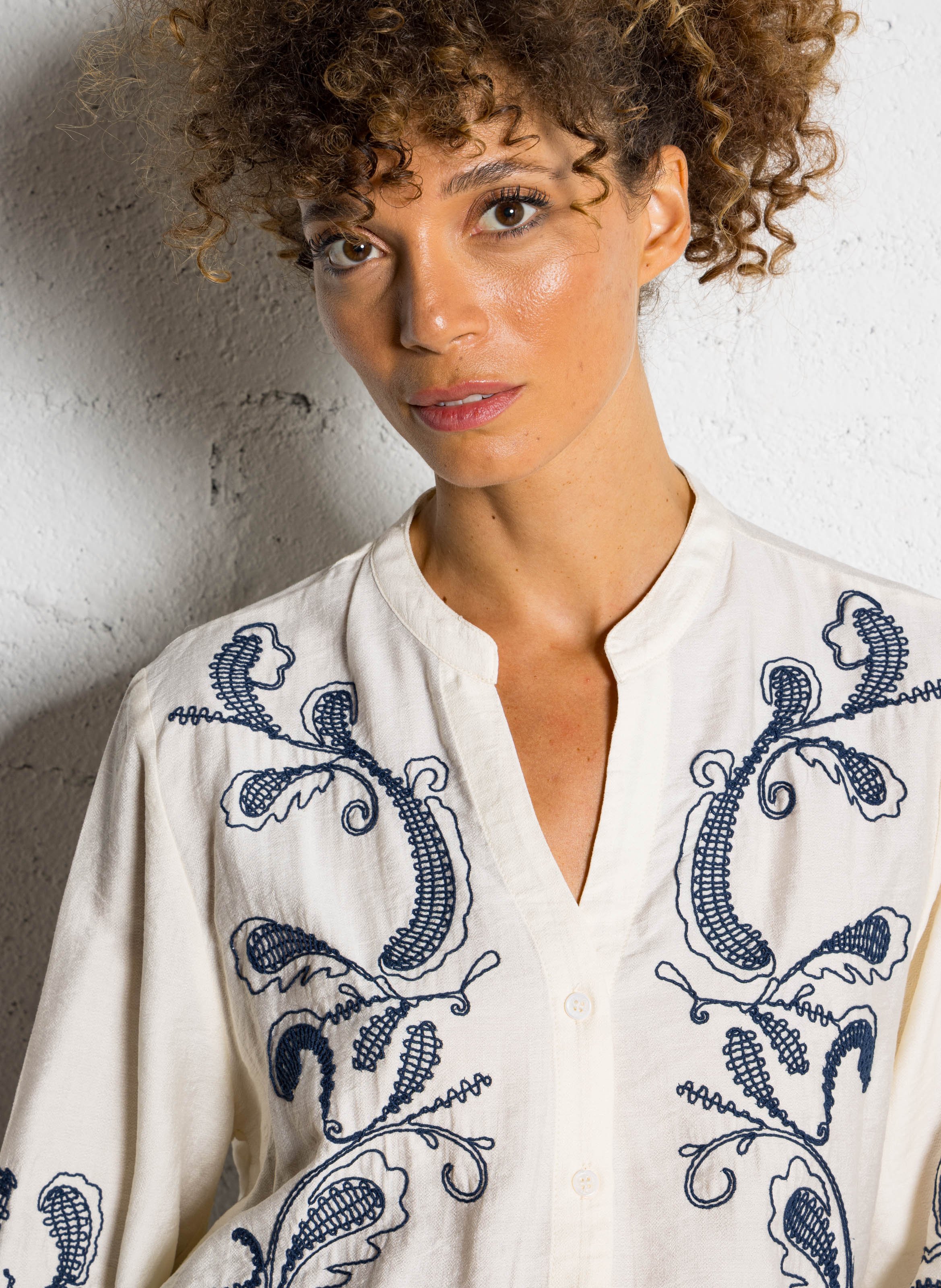 Chemise oversize col tunisien en coton mélangé LA PETITE ETOILE Beige