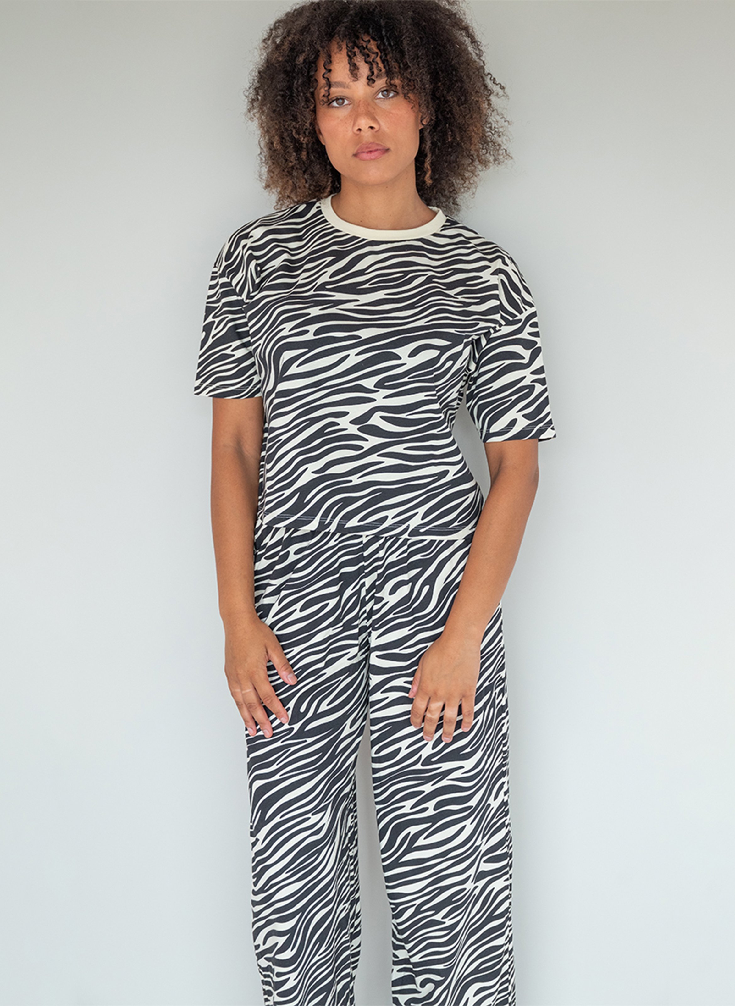 Pyjama long imprimé en coton bio WE ARE JOLIES Noir