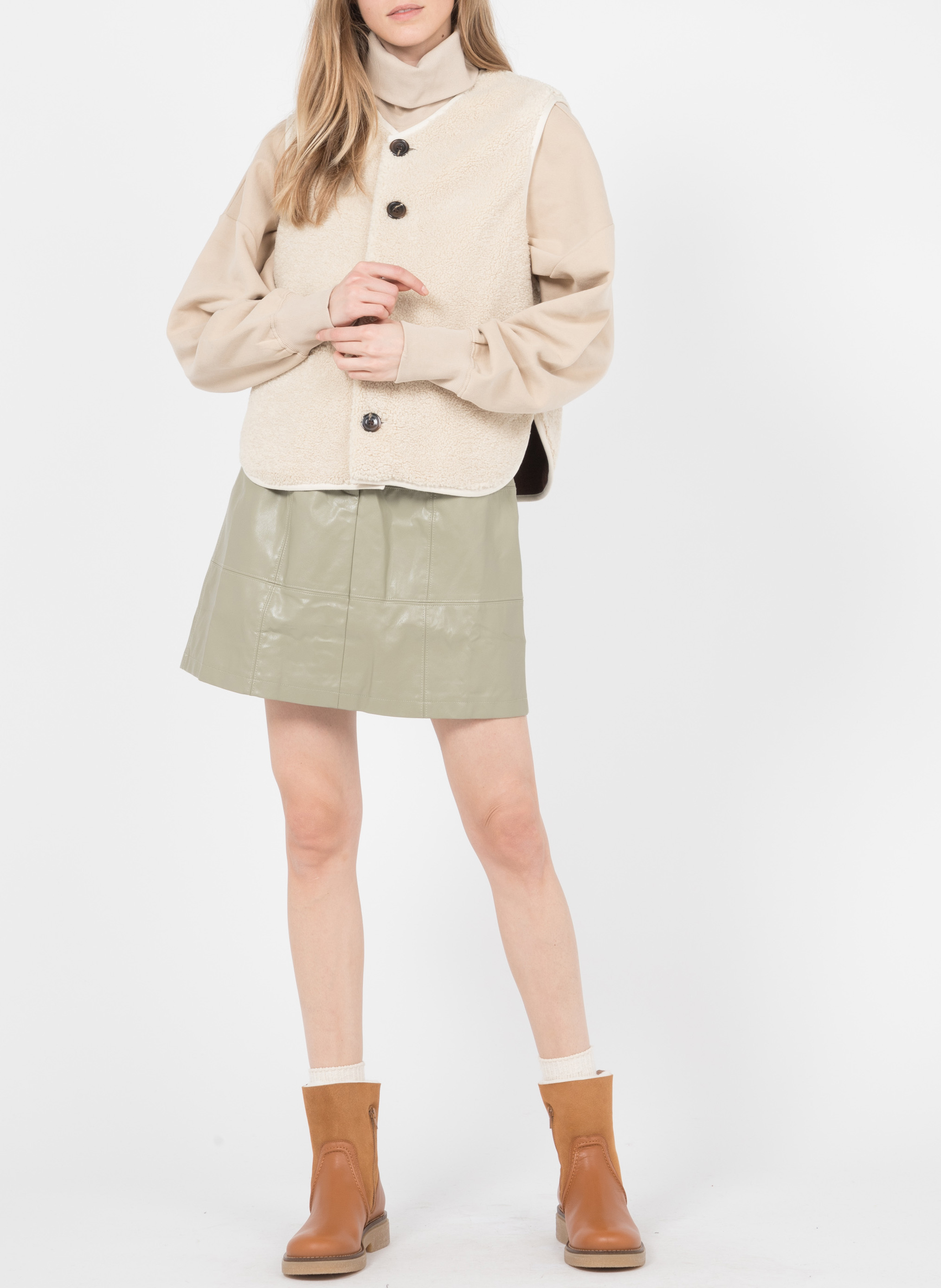 Strickweste in Schaffell-Optik SOEUR Beige