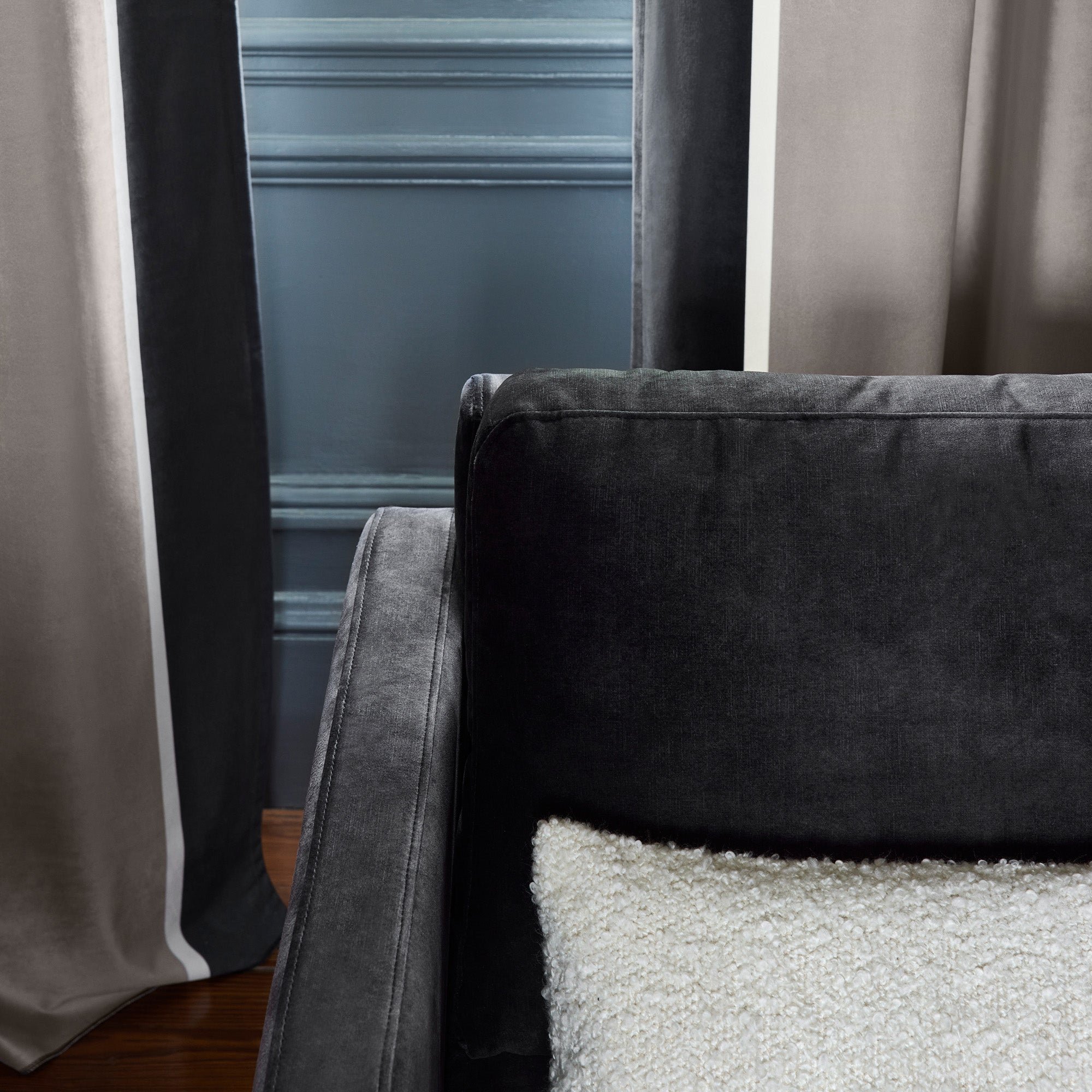 VASCO - Curtain with black eyelets MADURA Beige