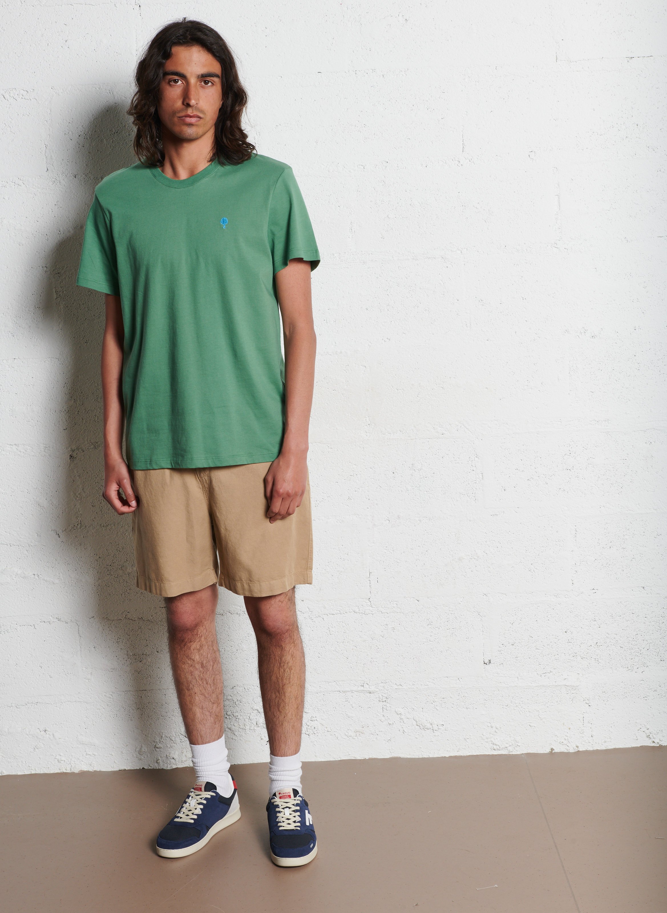 Gerad geschnittene Shorts FAGUO Beige