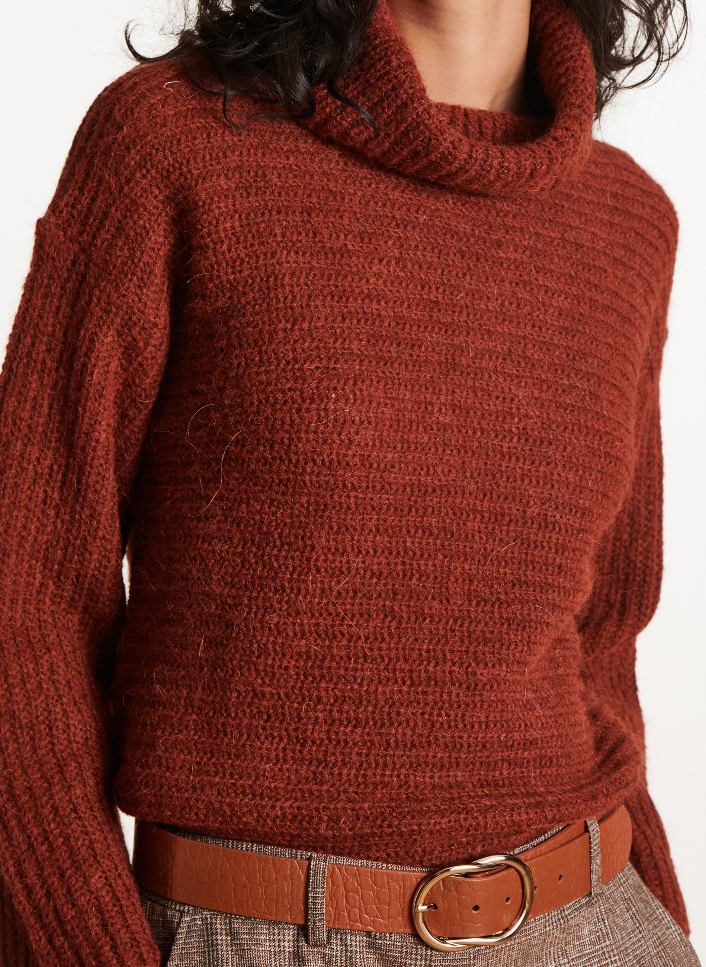 Gerader Pullover mit Rundhalsausschnitt aus gemischtem Strick. LA FEE MARABOUTEE Beige