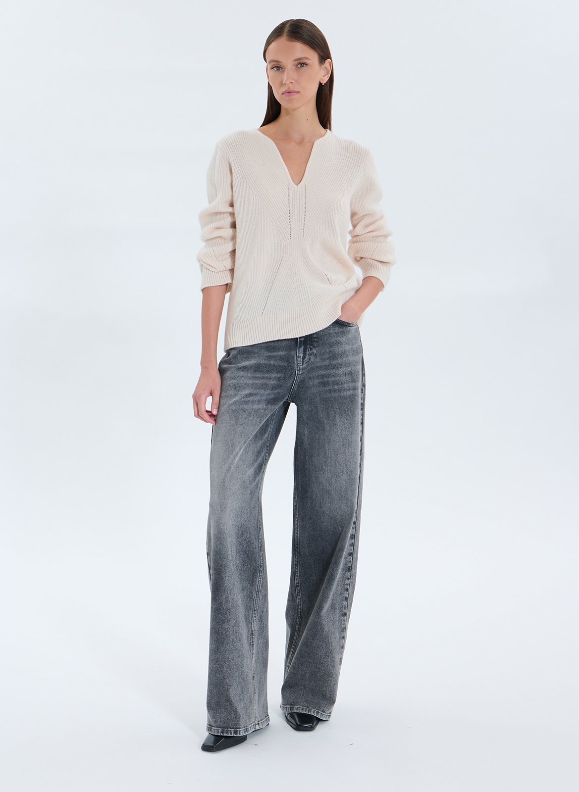 Pull col V en laine ZAPA Blanc