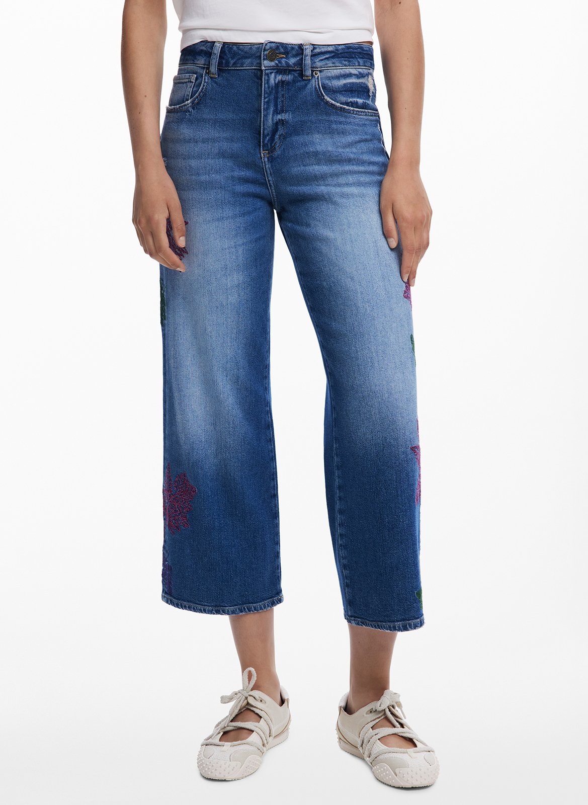 Jean cropped large uni à broderies DESIGUAL Bleu