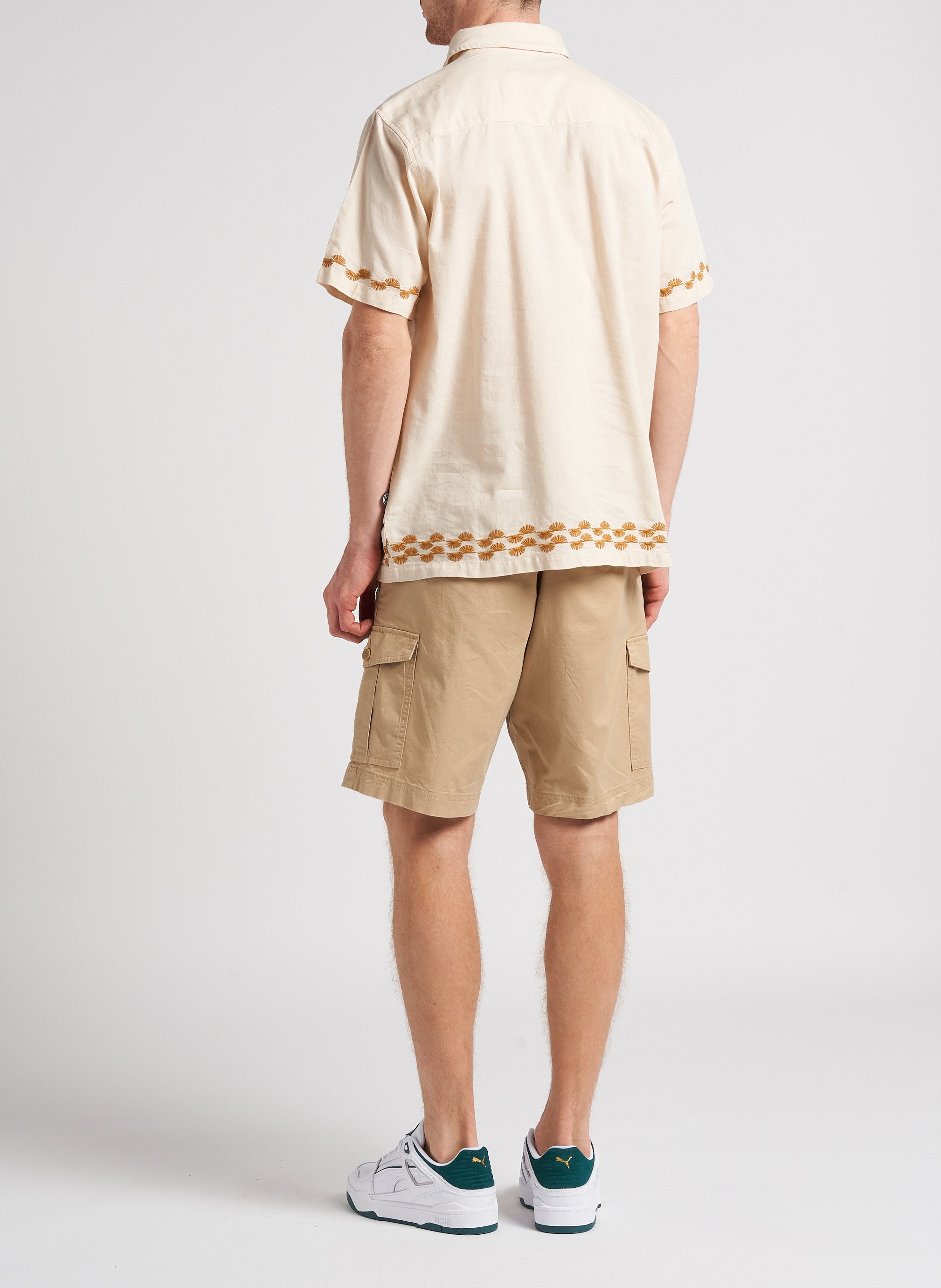 Camicia collo classico ricamata in cotone THINKING MU Beige