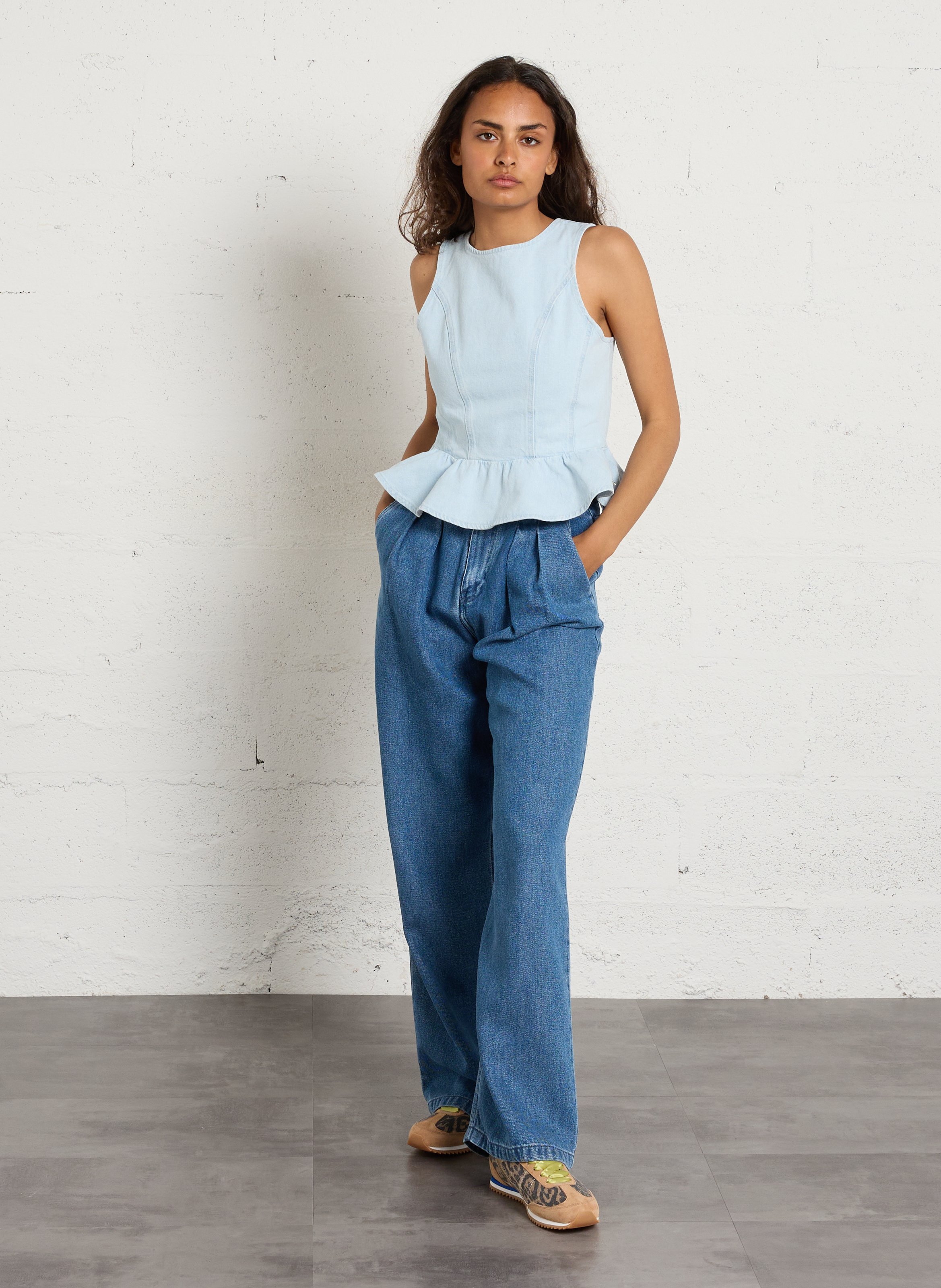 Lace-up low-top sneakers 0'105 Beige