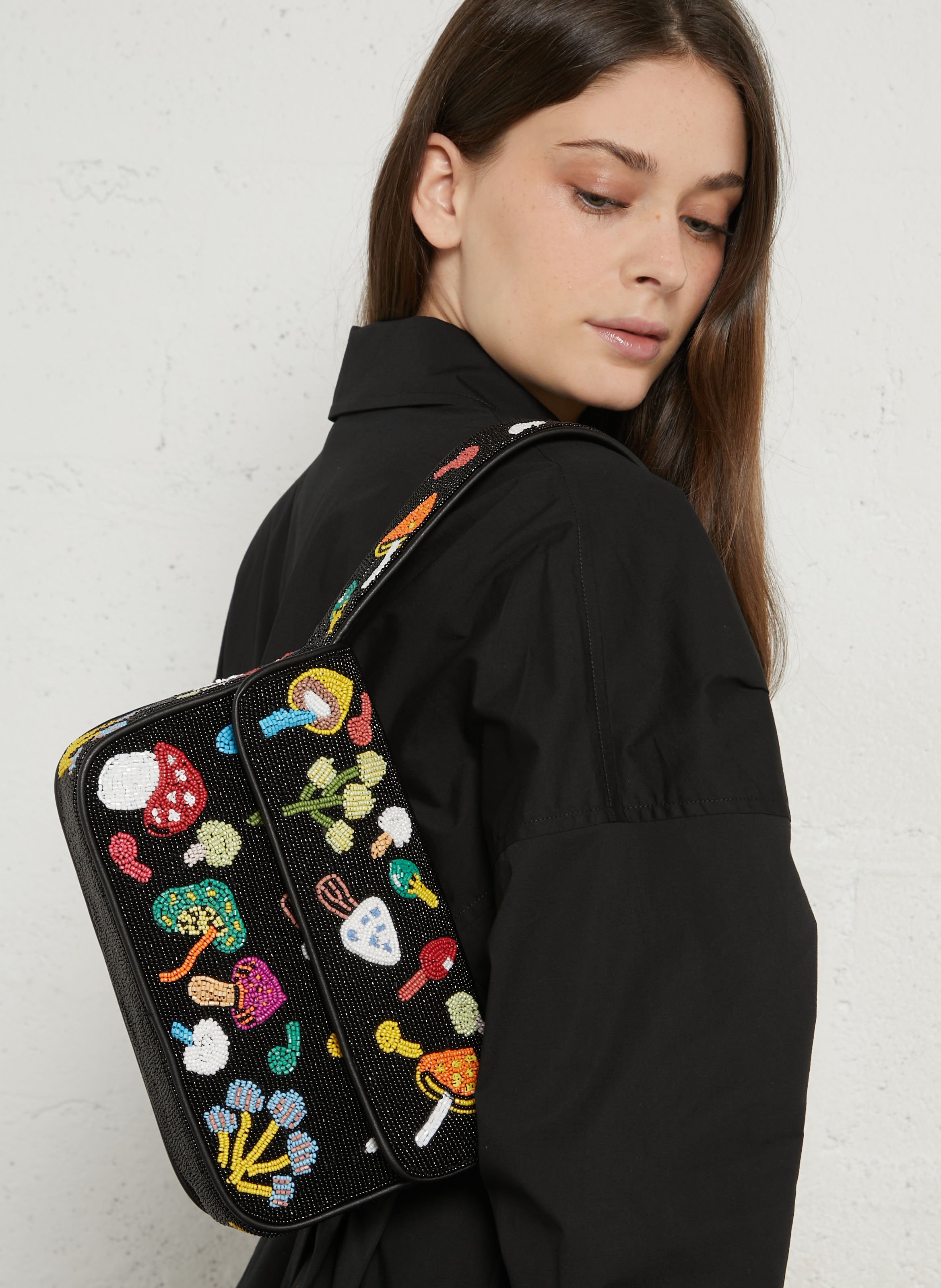 Sac épaule à perles motif champignons STAUD Multicolore