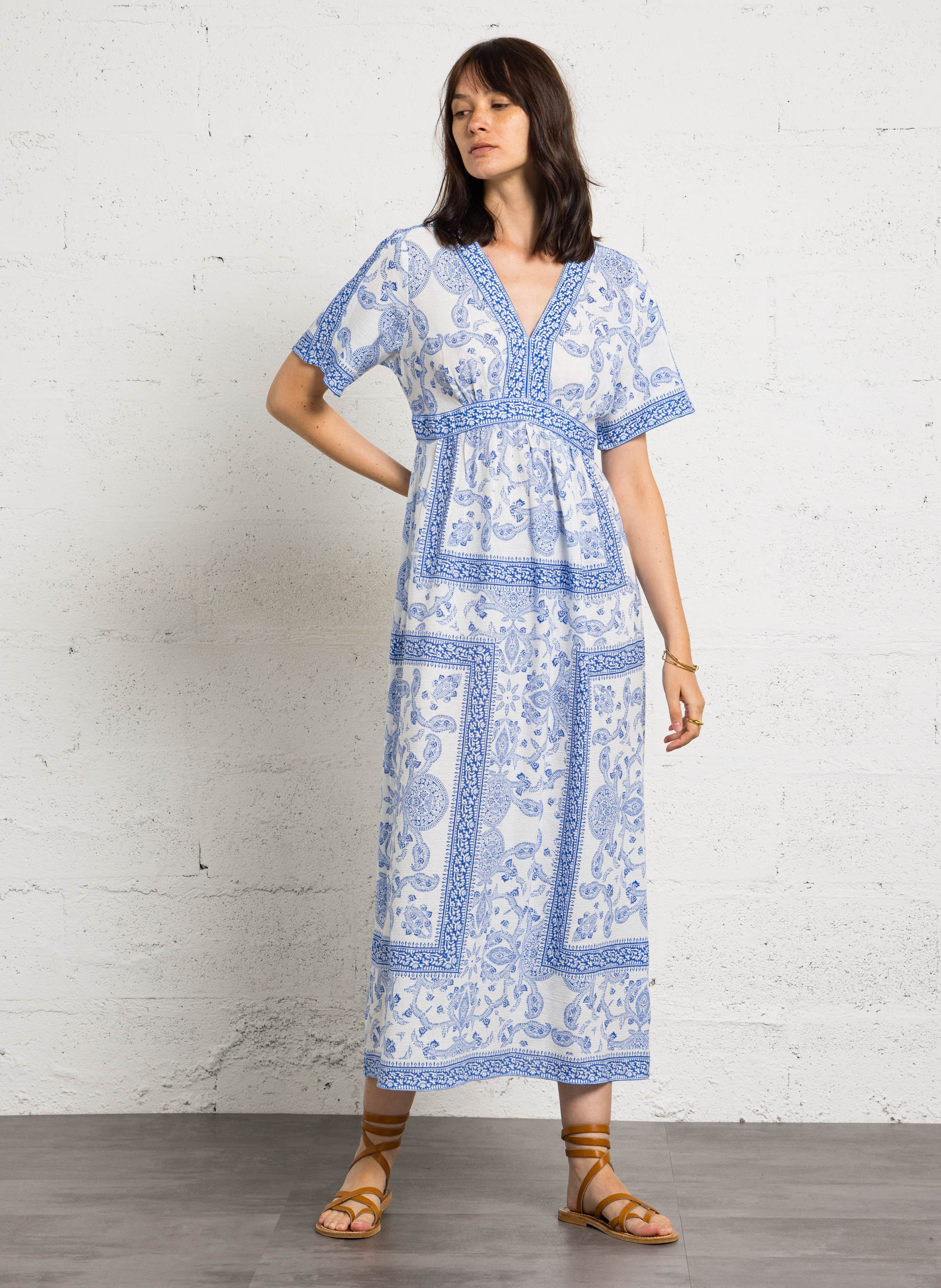 Robe longue col V en coton mélangé MAISON 123 Bleu